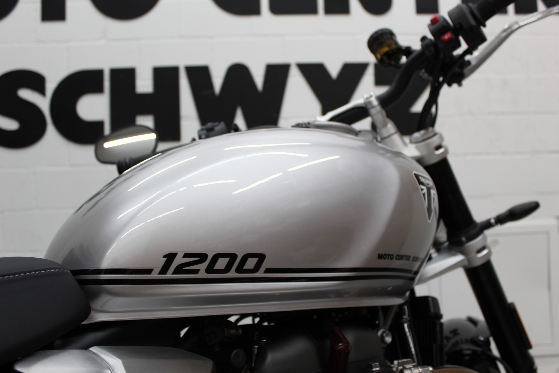 TRIUMPH Speed Twin 1200-image-4