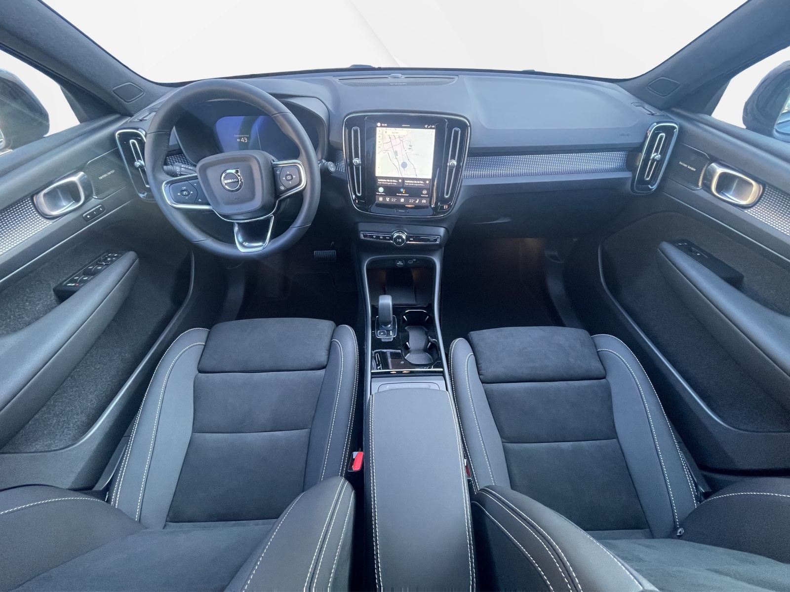 VOLVO EX40 Twin XCENTRIC Edition AWD-image-10