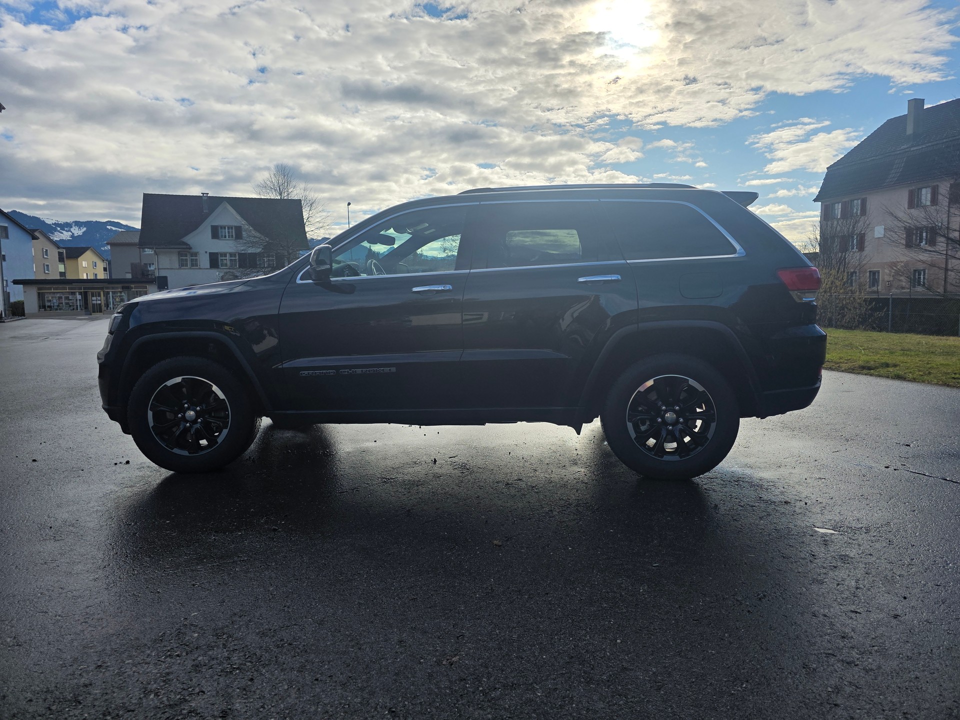 JEEP Grand Cherokee 3.0 CRD Limited Automatic-image-10