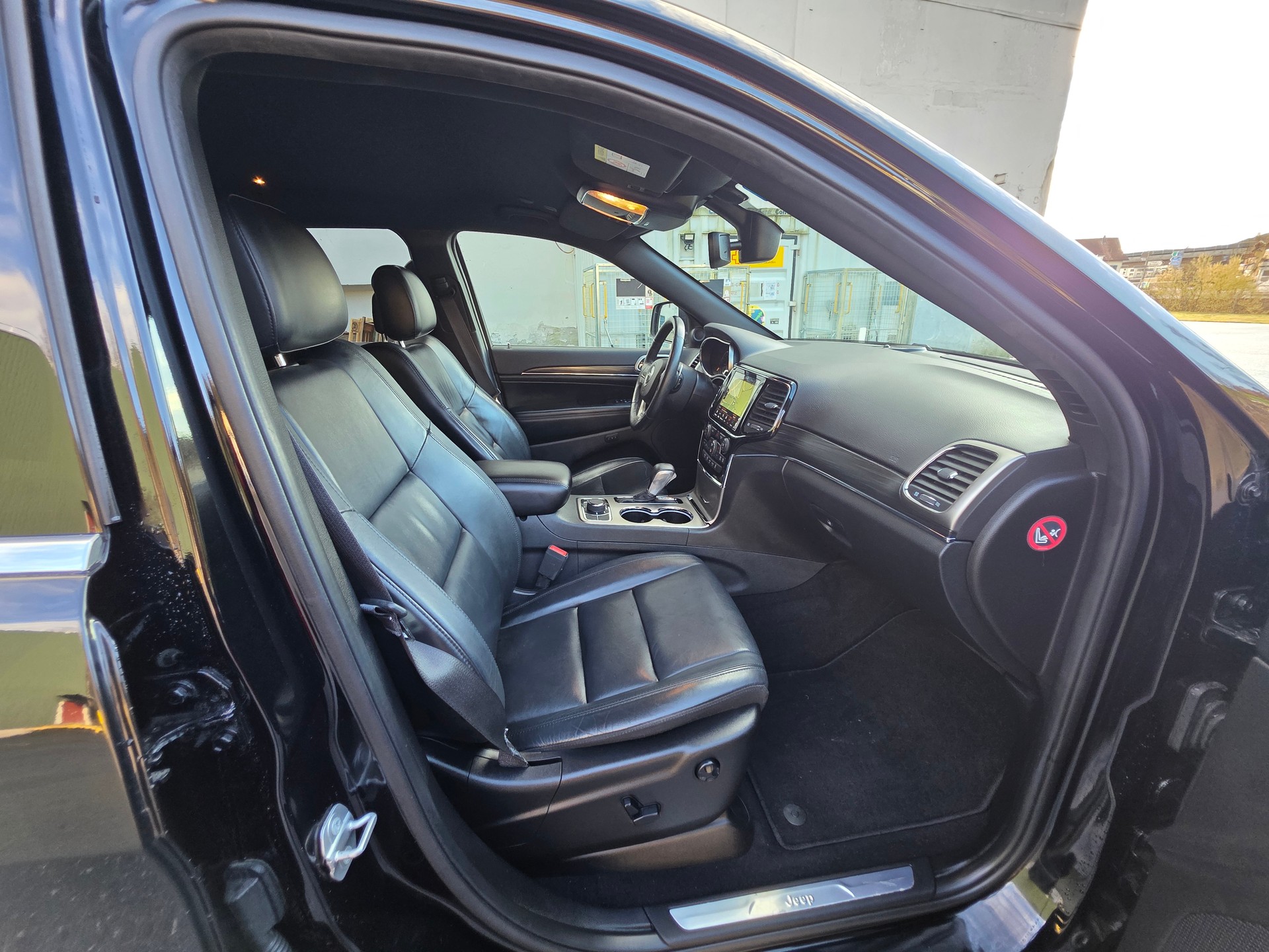 JEEP Grand Cherokee 3.0 CRD Limited Automatic-image-21
