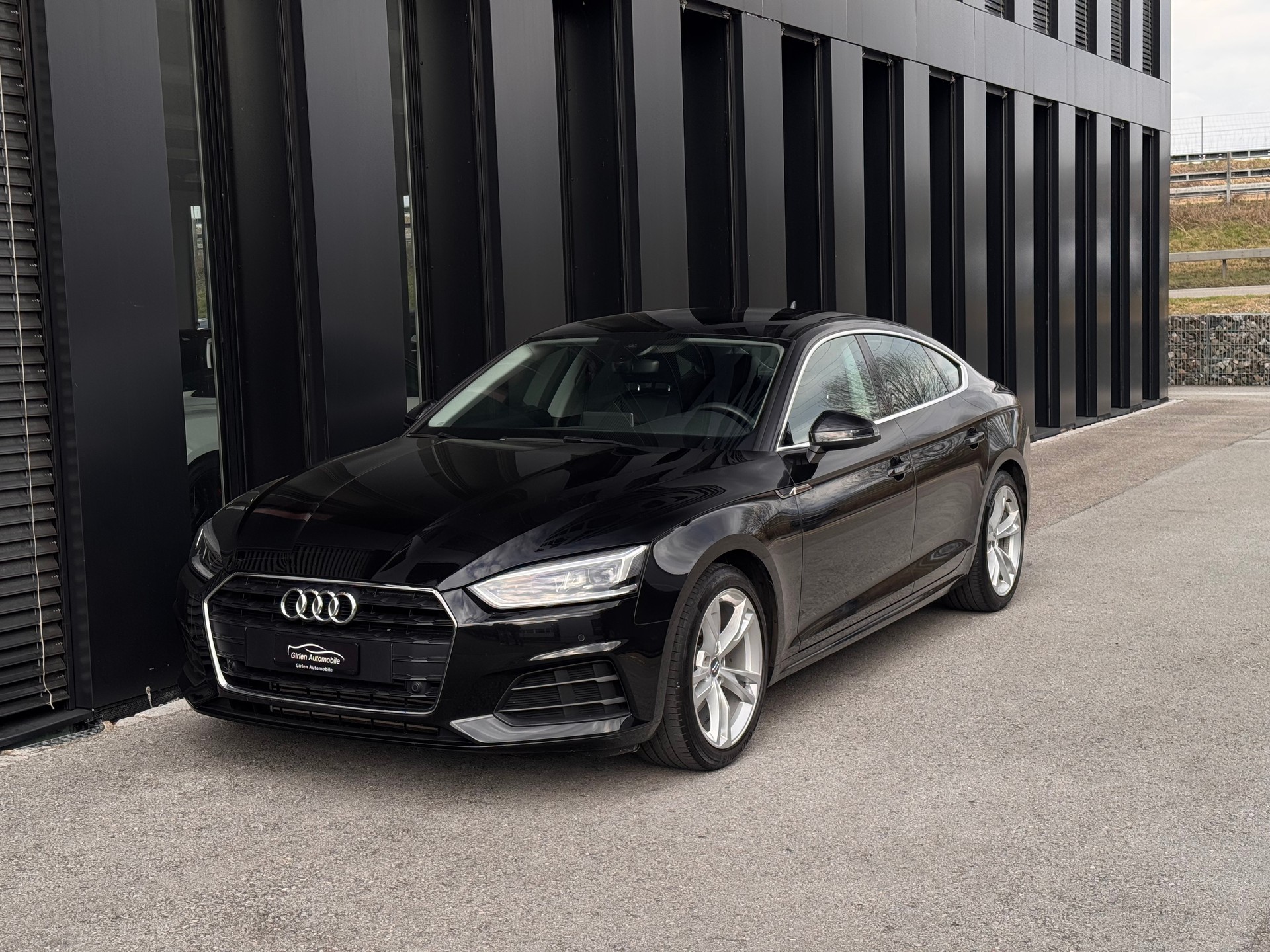 AUDI A5 Sportback 2.0 TFSI Sport S-tronic-image-2
