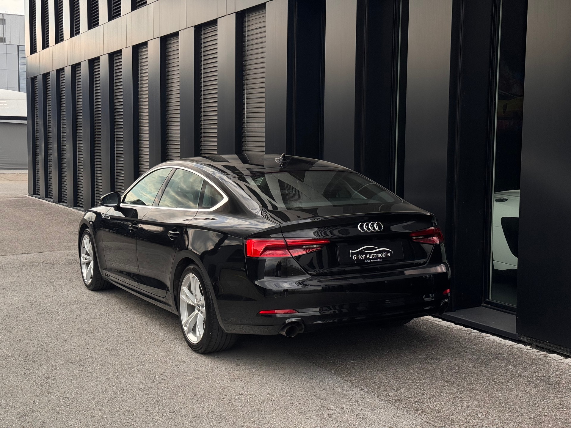 AUDI A5 Sportback 2.0 TFSI Sport S-tronic-image-4