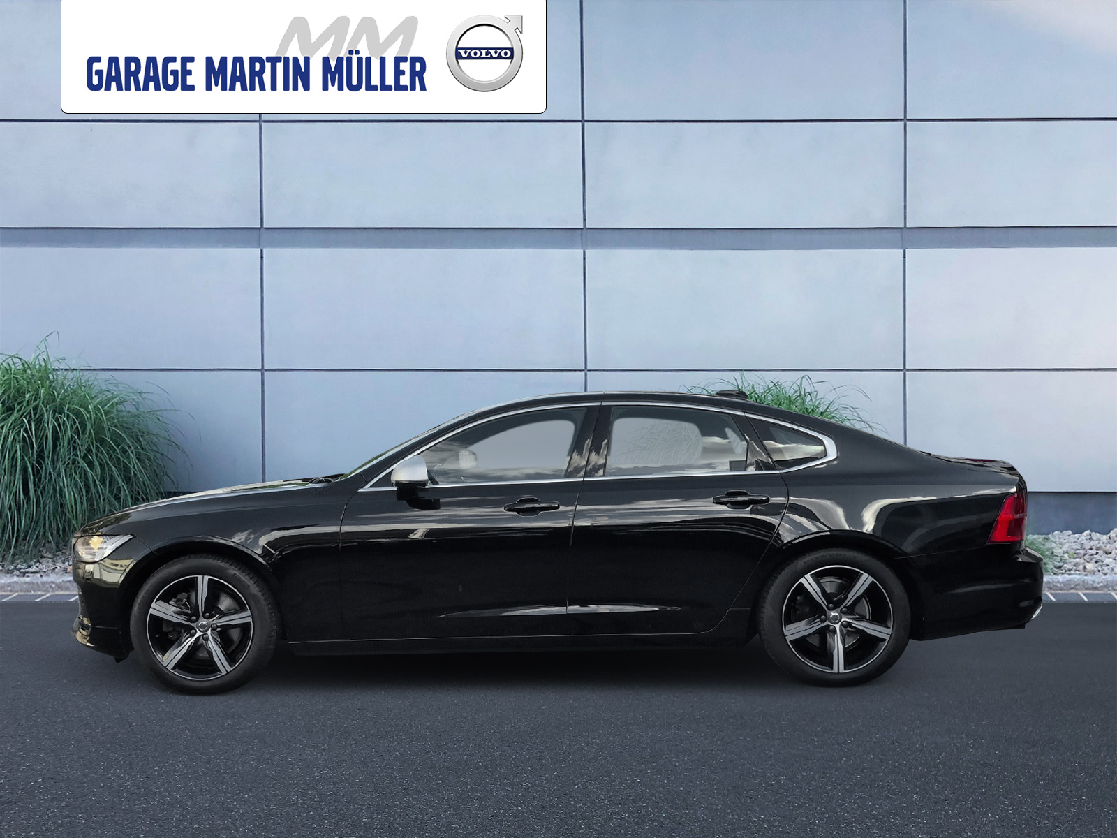 VOLVO S90 2.0 T5 R-Design-showroom-element-1