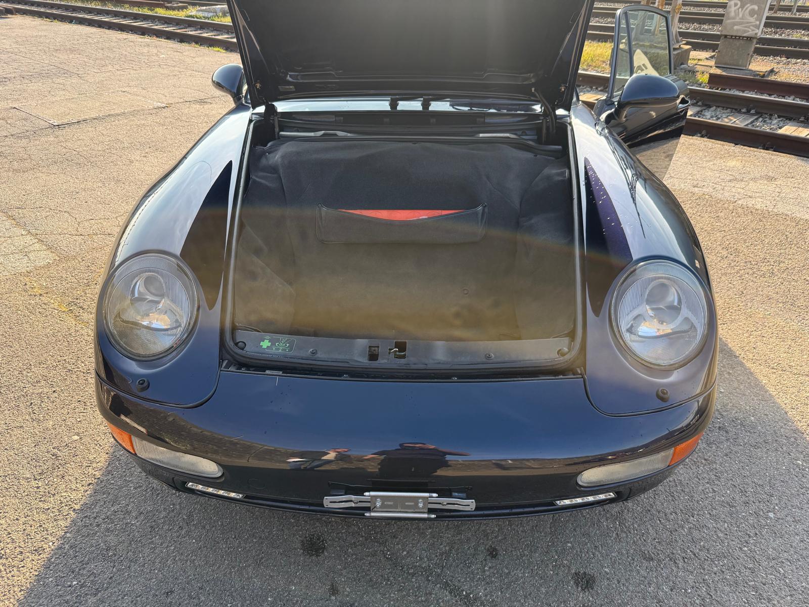 PORSCHE 911 Carrera-image-13