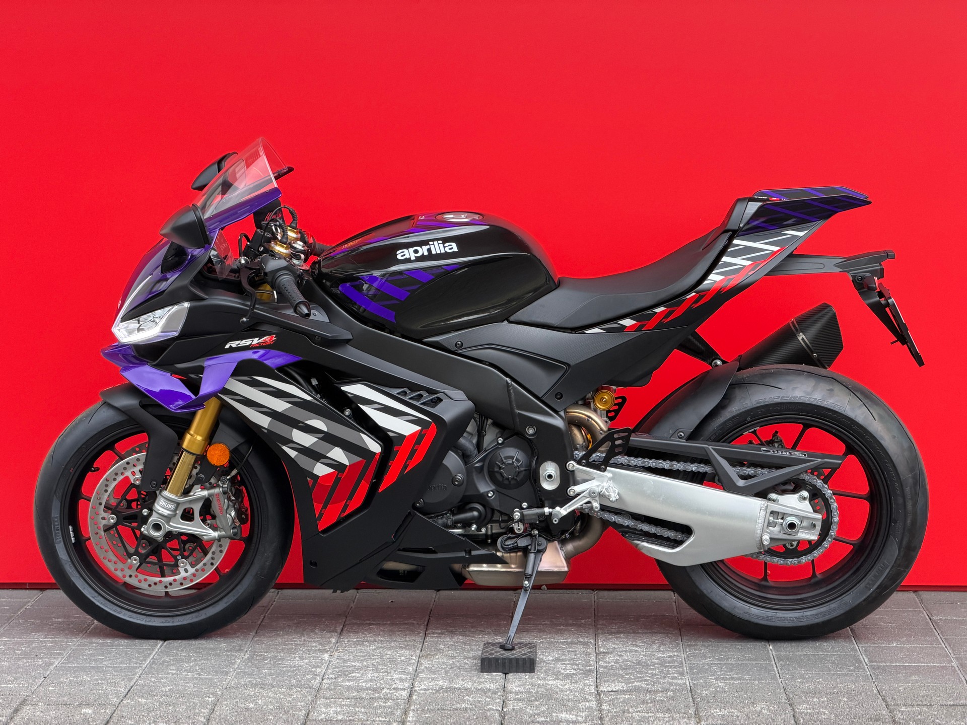 APRILIA RSV4 1100 E5+ Factory-image-9