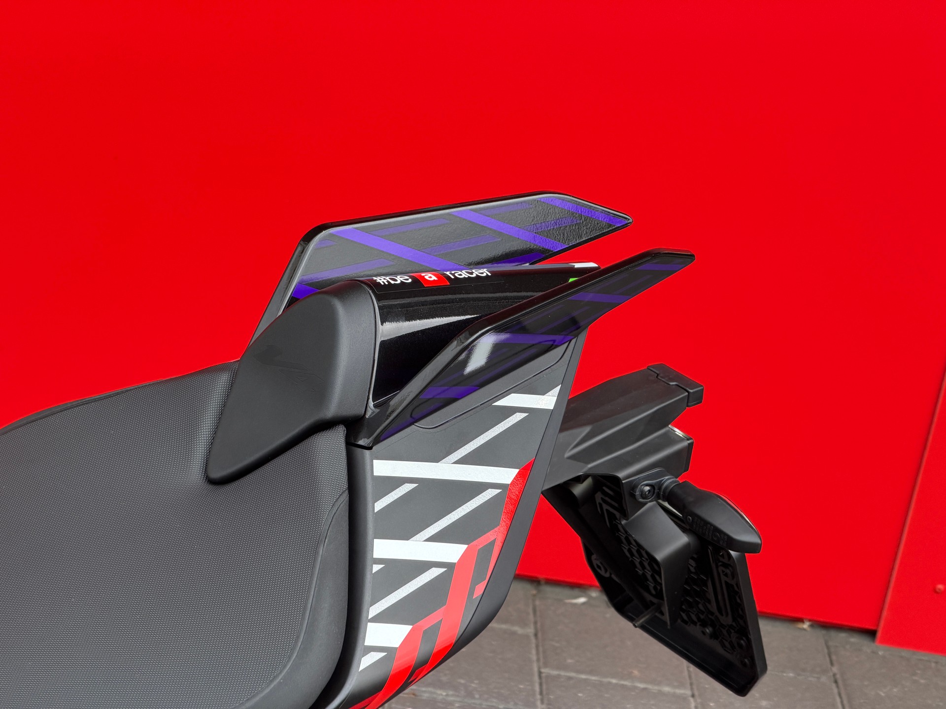 APRILIA RSV4 1100 E5+ Factory-image-7