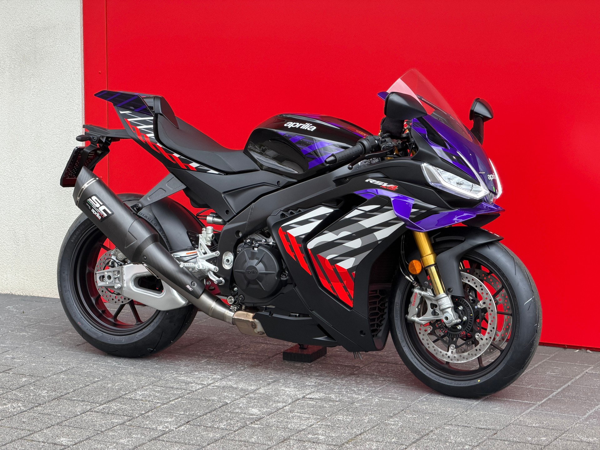 APRILIA RSV4 1100 E5+ Factory-image-15