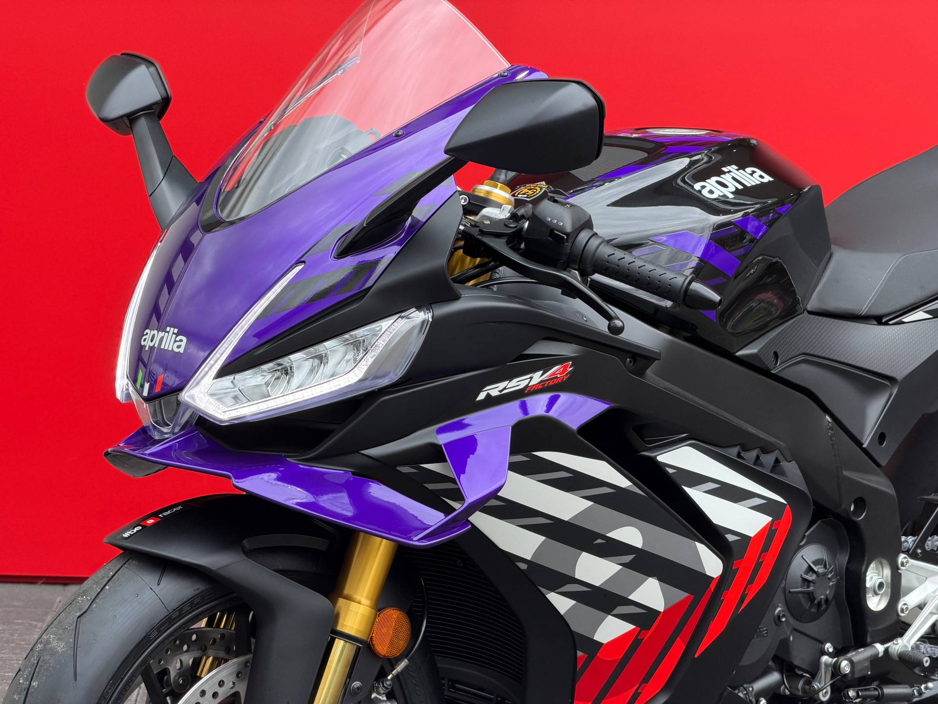 APRILIA RSV4 1100 E5+ Factory-image-5