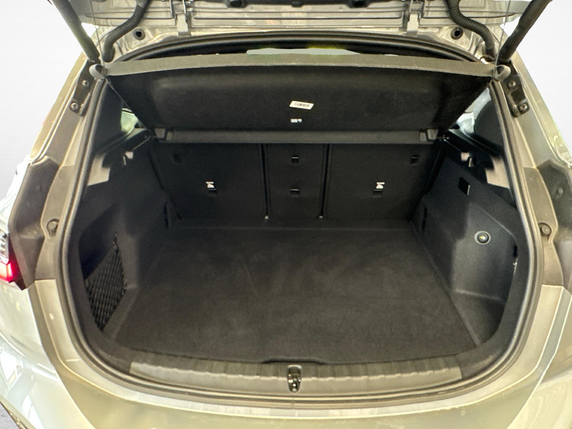 BMW 225e xDrive paddles Active Tourer-image-19