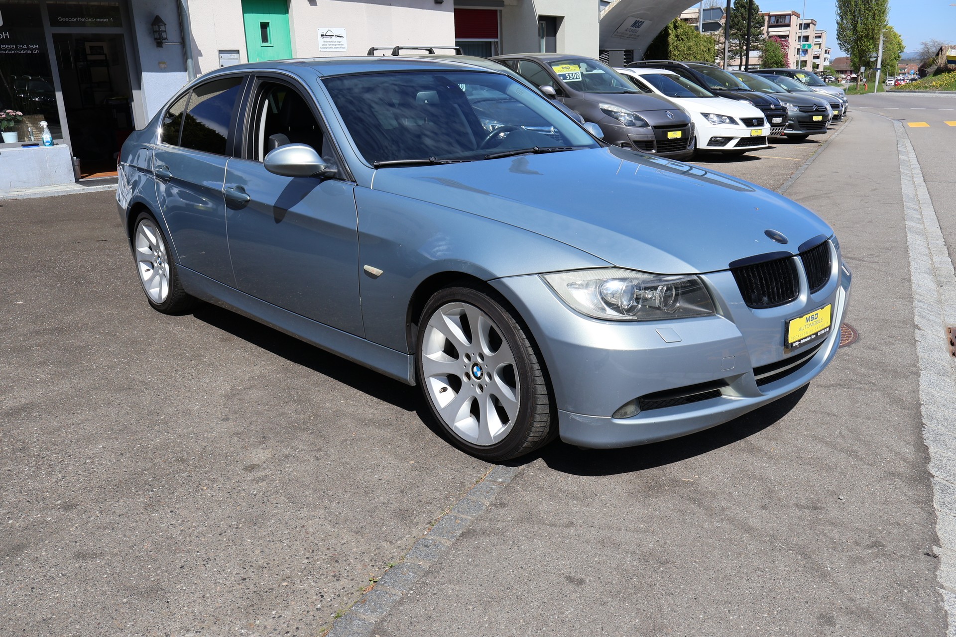 BMW 325i more4you-image-1