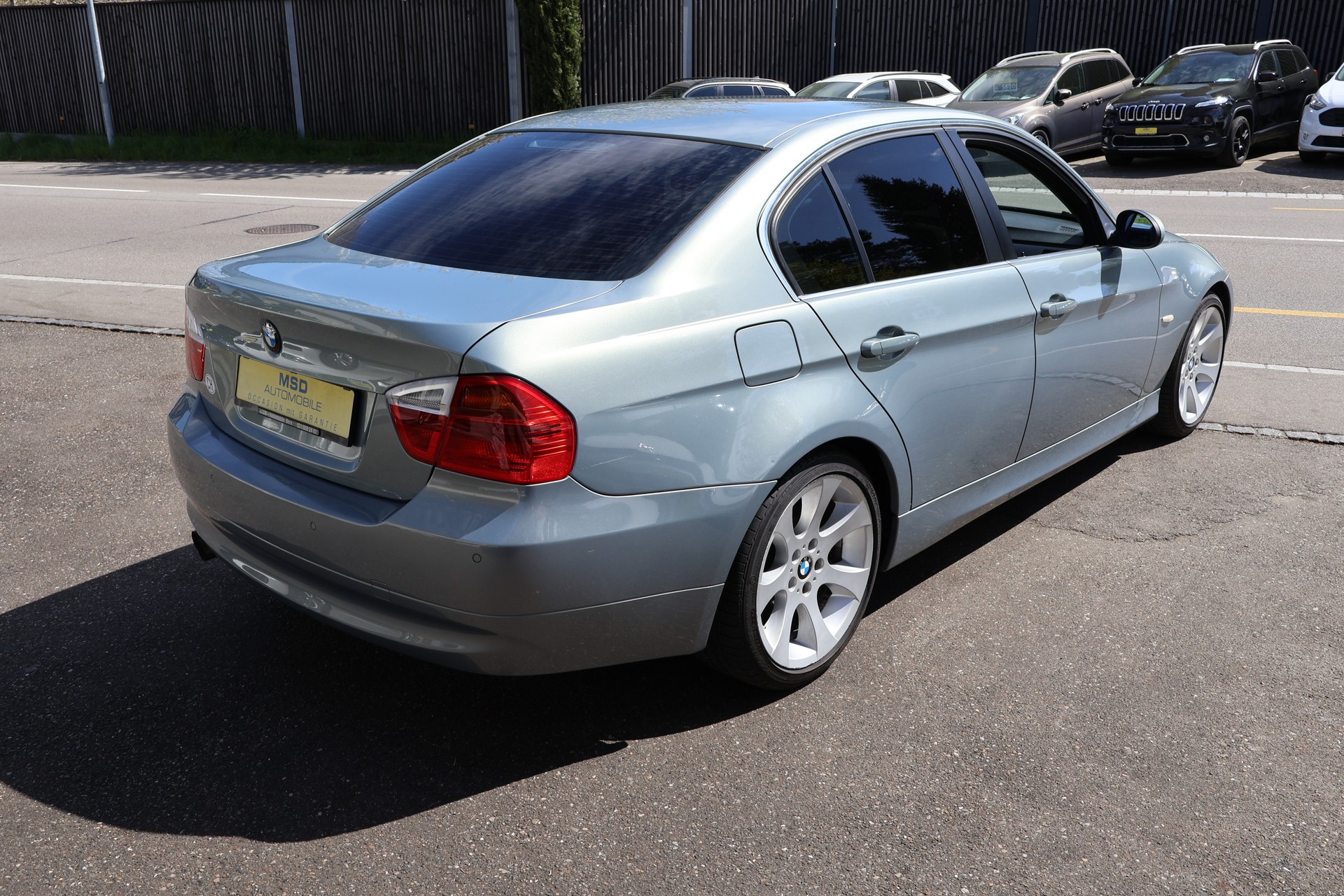 BMW 325i more4you-image-4