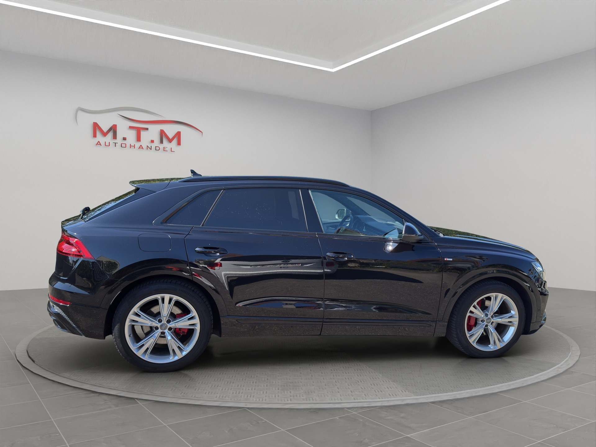 AUDI Q8 50 TDI quattro tiptronic-image-9