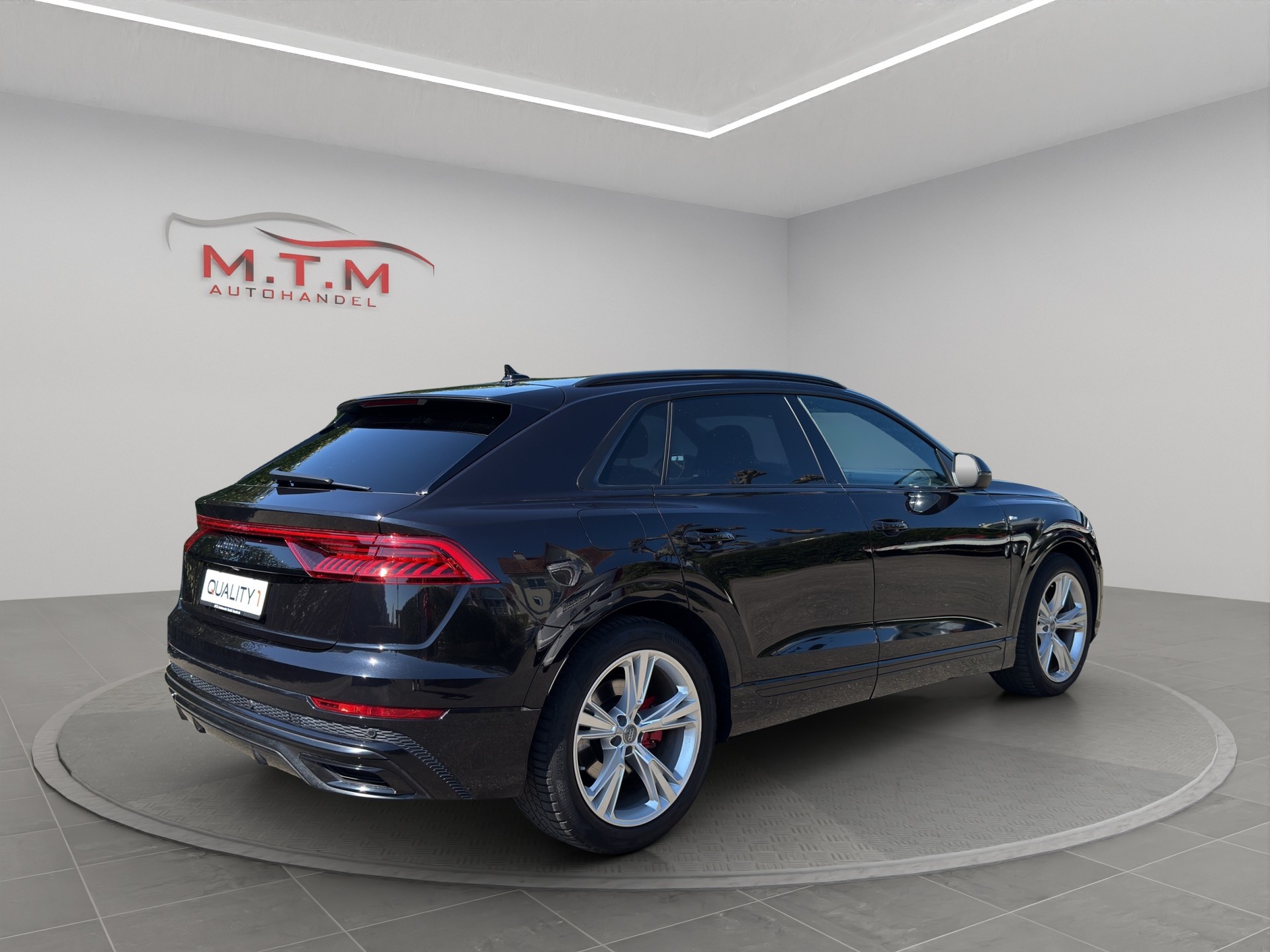 AUDI Q8 50 TDI quattro tiptronic-image-8
