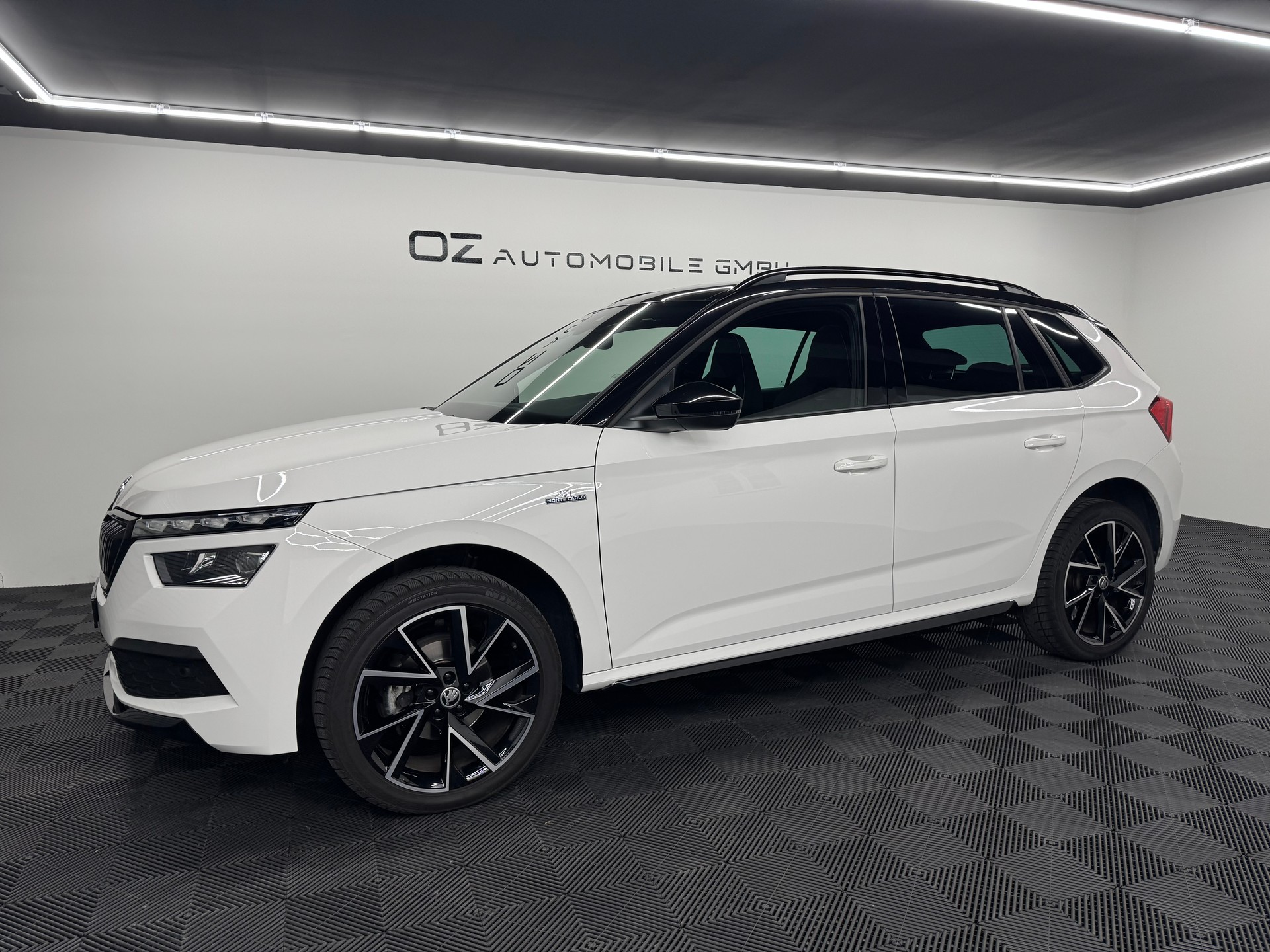 SKODA Kamiq 1.5 TSI Monte Carlo DSG-showroom-element-3