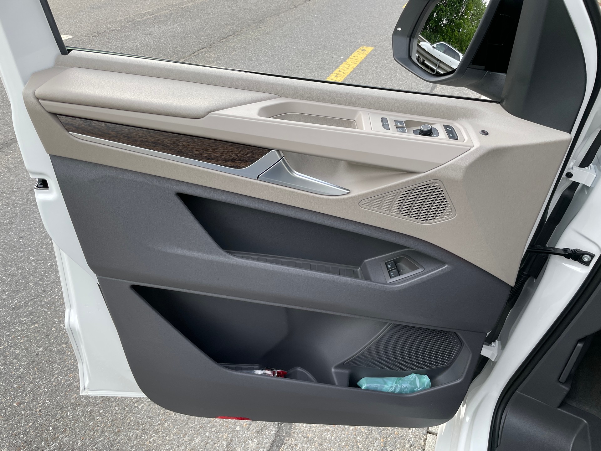 VW Multivan 1.5 eHybrid Style 4Motion DSG-image-14