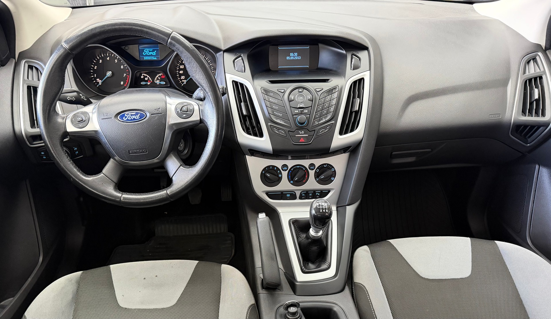 FORD Focus 1.6 SCTi Titanium-image-3
