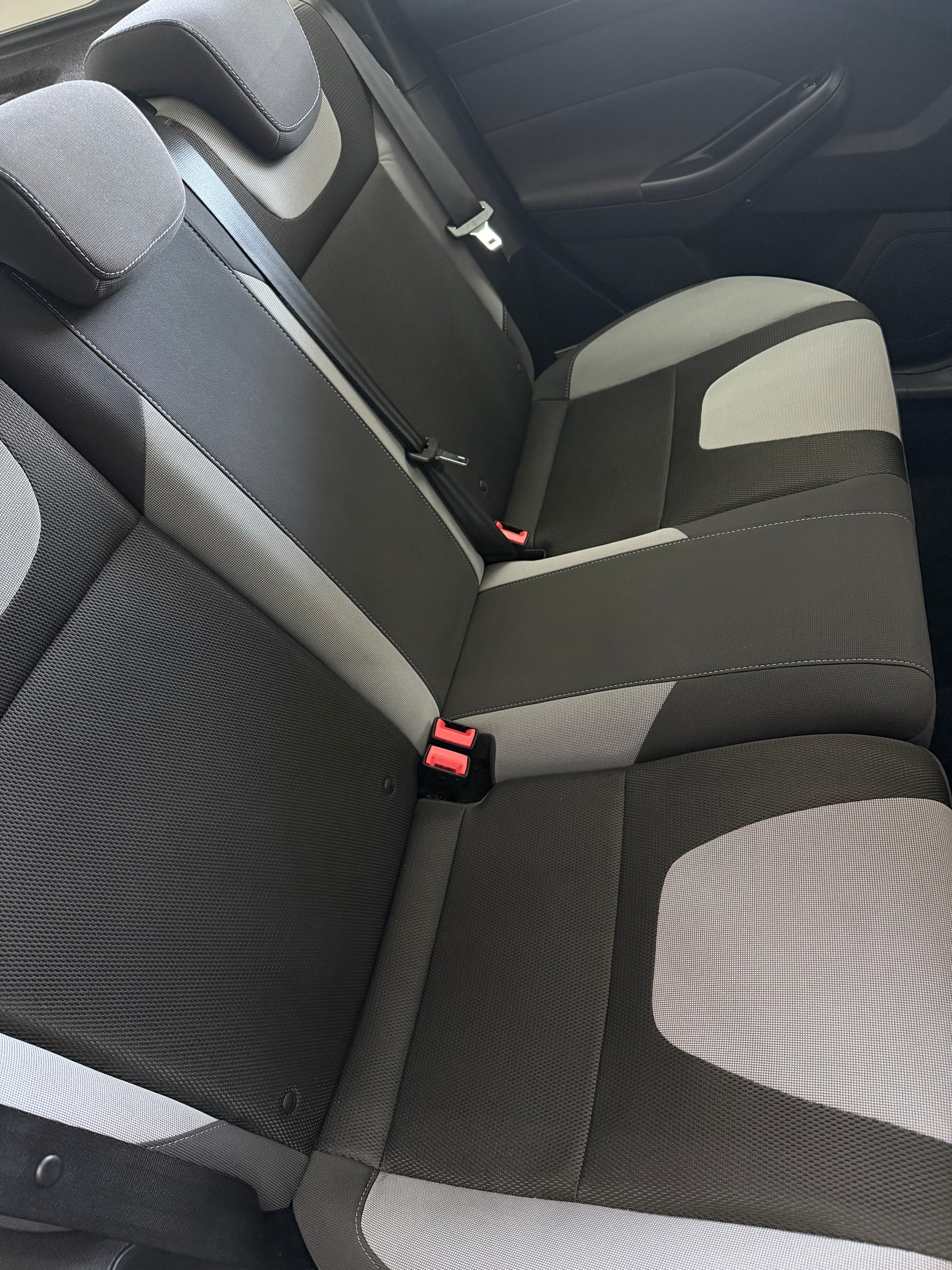 FORD Focus 1.6 SCTi Titanium-image-5