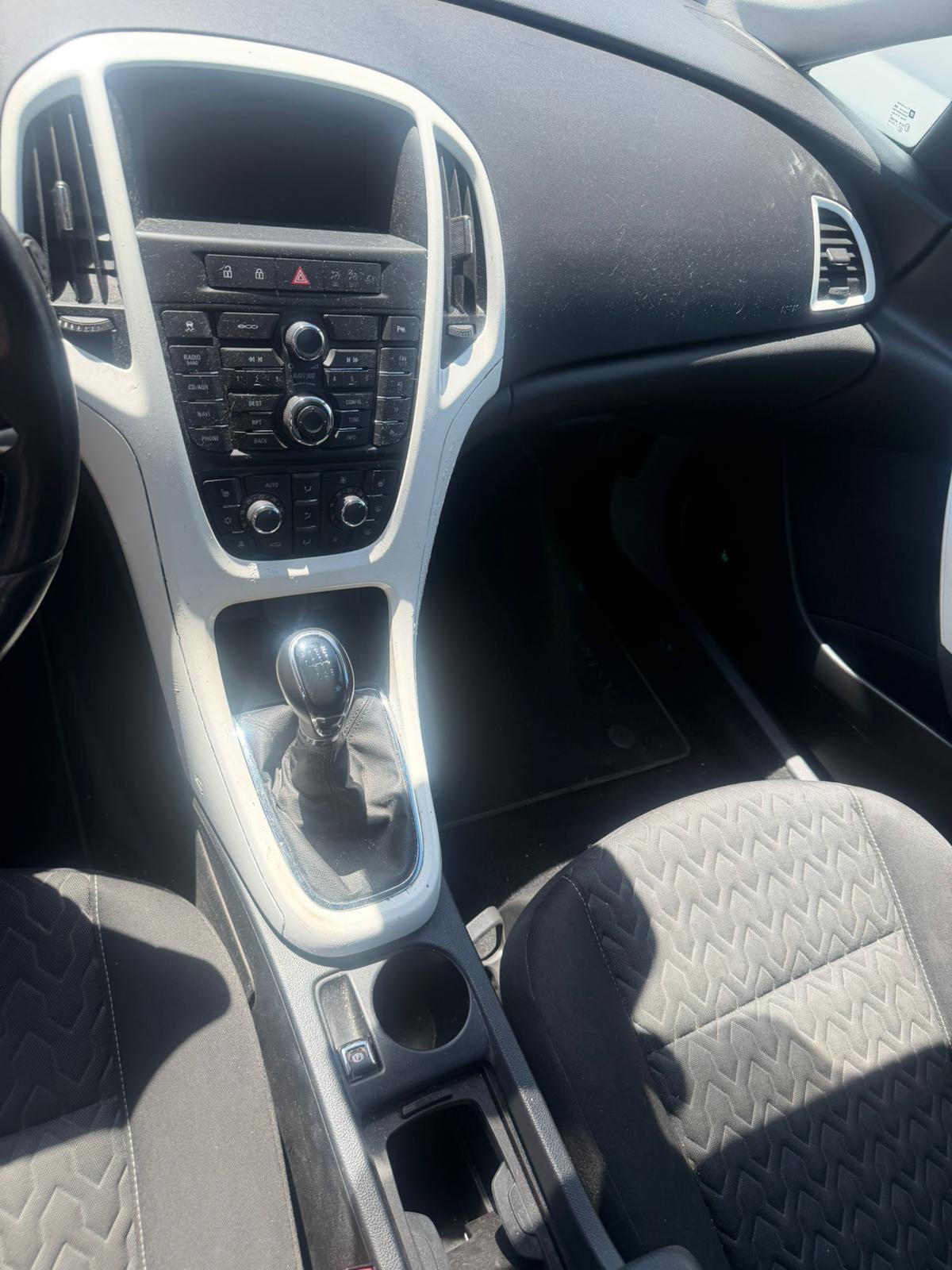 OPEL Astra ST 1.7 CDTi ecoFLEX Anniversary Ed.-image-5