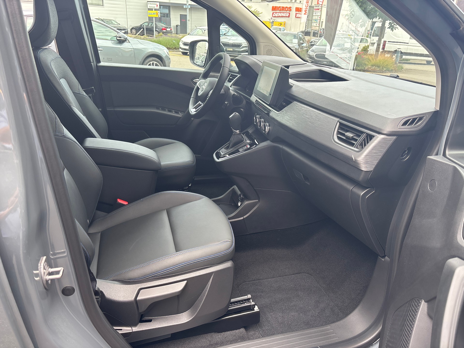 NISSAN Townstar Kombi 1.3 DIG-T L1 Tekna DCT-image-13