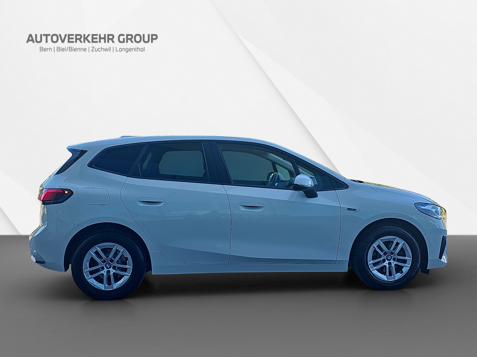 BMW 225e xDrive Active Tourer-image-7