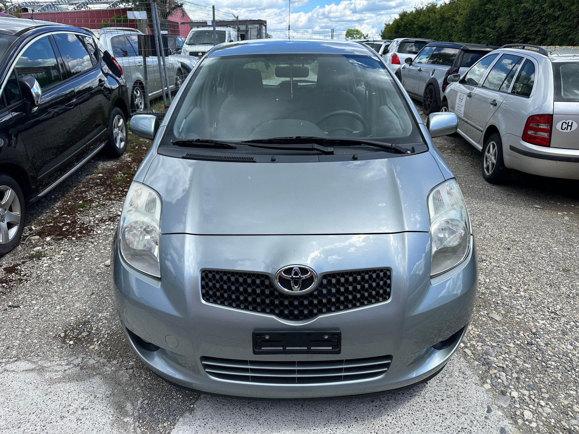 TOYOTA Yaris 1.3 Linea Sol