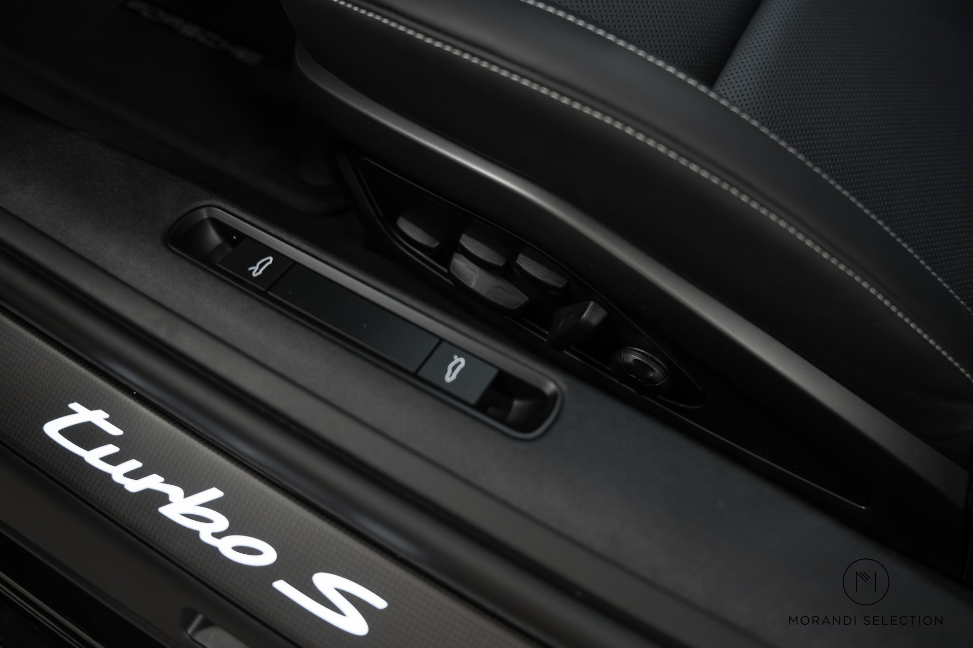 PORSCHE 911 Coupé 3.6 Turbo S PDK-image-20