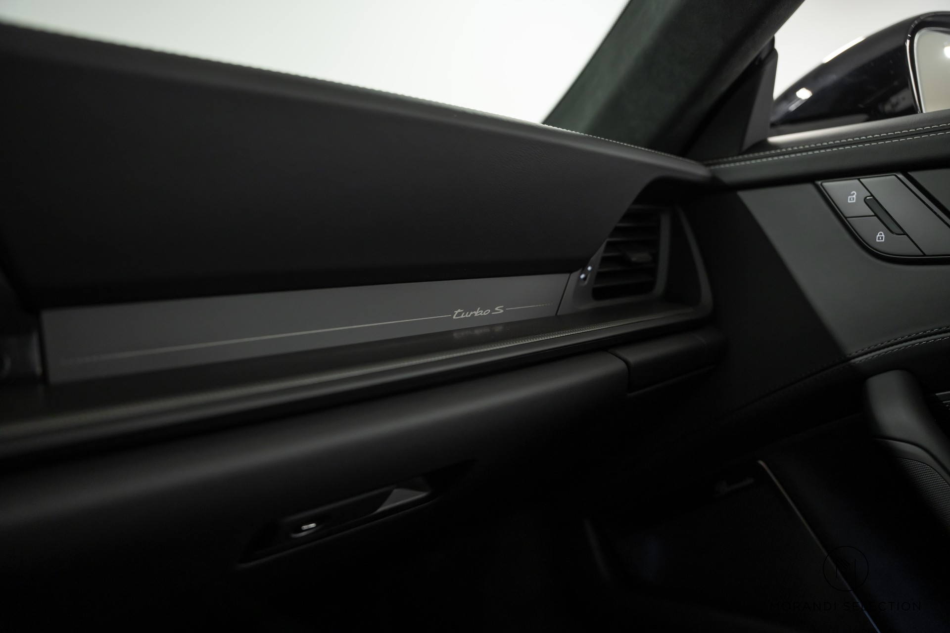 PORSCHE 911 Coupé 3.6 Turbo S PDK-image-27