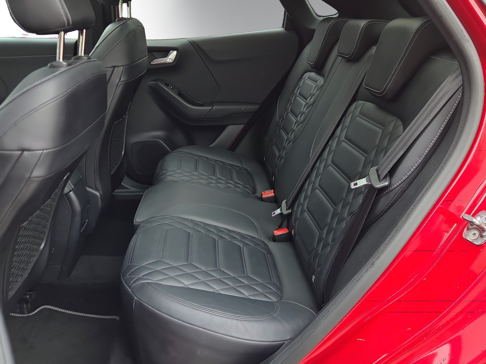 FORD Puma 1.0 SCTi Titanium X Automat-image-9