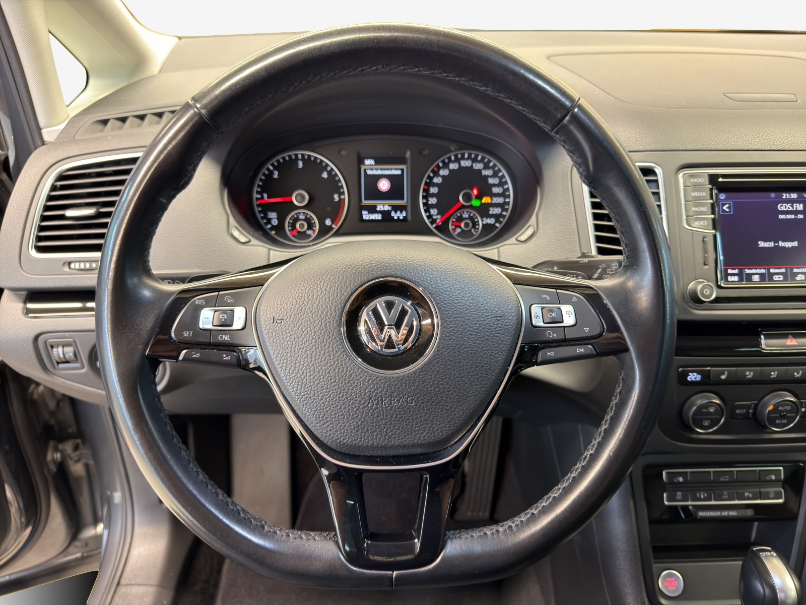 VW Sharan 2.0 TDI BMT Highline 4Motion DSG-image-9