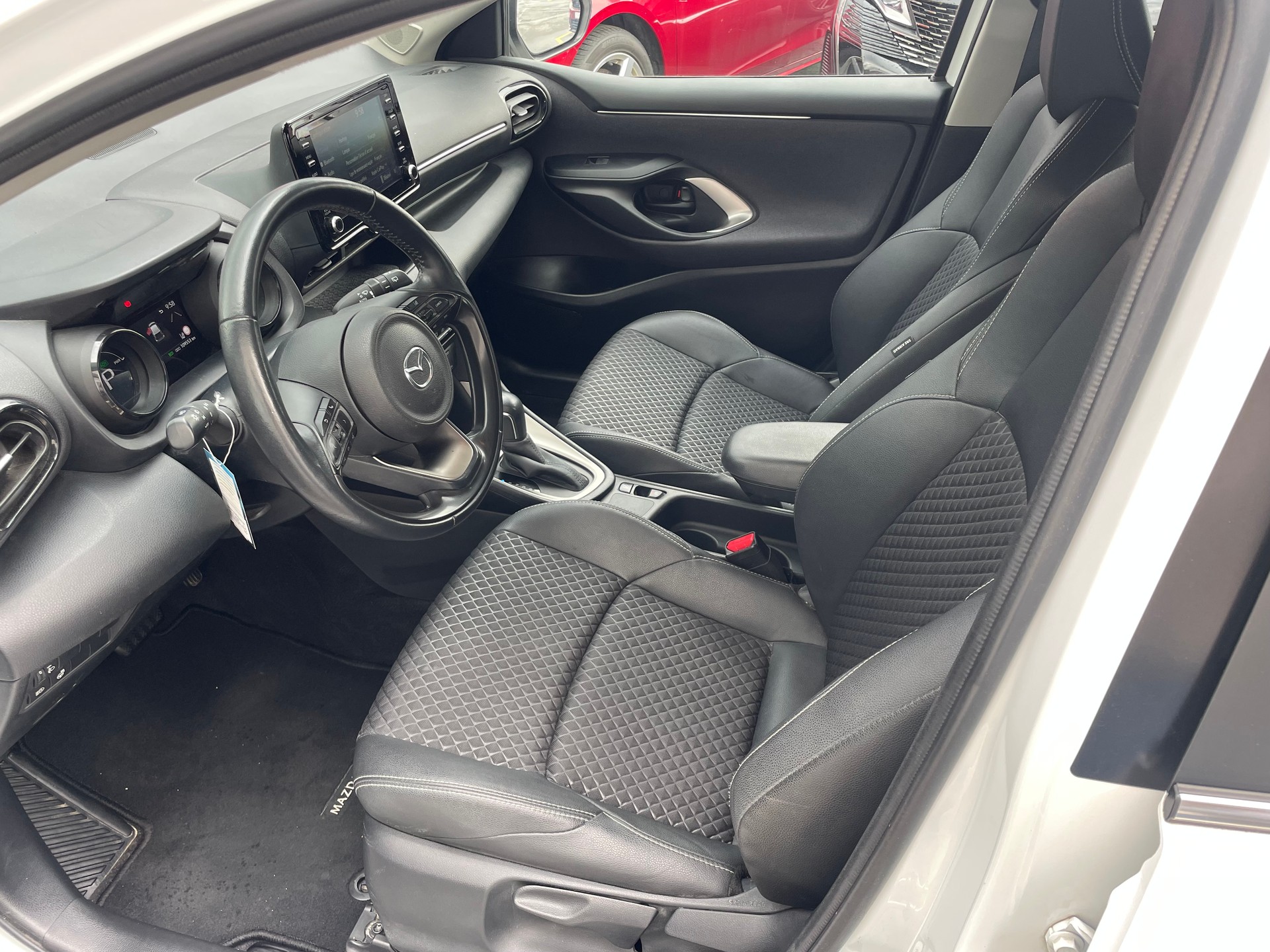 MAZDA 2 Hybrid Select-image-6