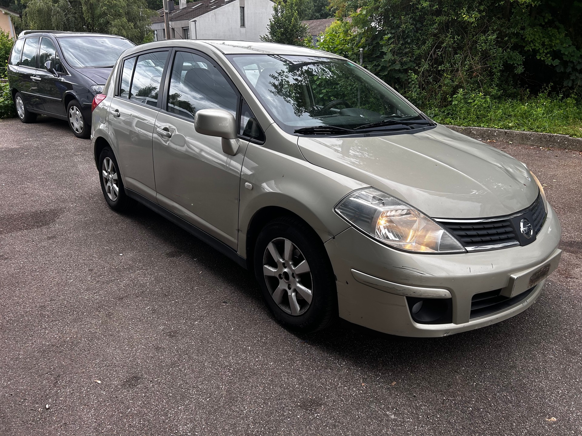 NISSAN Tiida 1.6 acenta Automatic-image-2