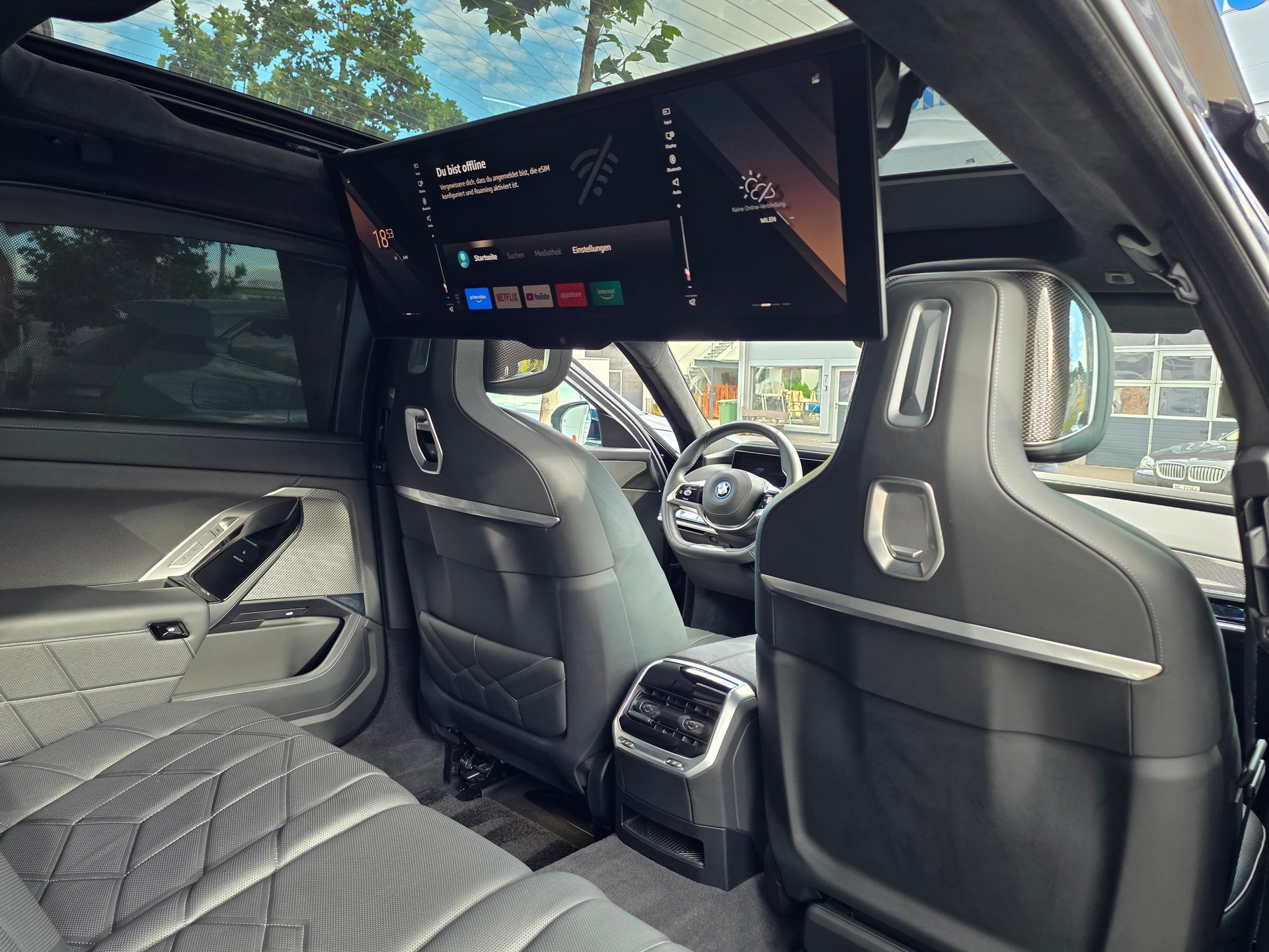 BMW i7 xDrive 60 **GRATIS SERVICE - YOUTUBE/ NETFLIX EXECUTIVE PANORMA SKY LOUNGE -MASSAGE SITZE -B&W SOUND -GARANTIE BIS 03.2031-image-4
