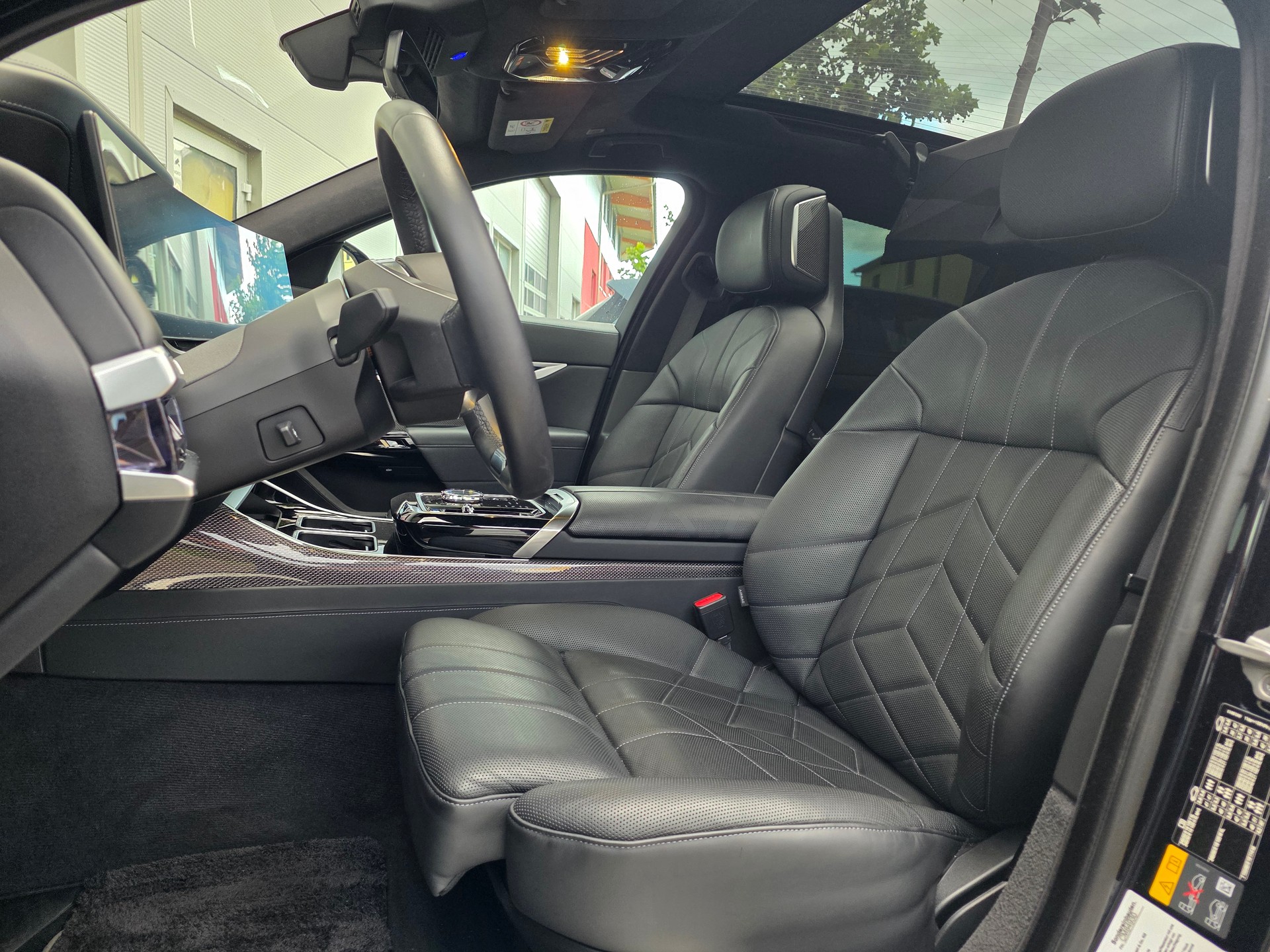 BMW i7 xDrive 60 **GRATIS SERVICE - YOUTUBE/ NETFLIX EXECUTIVE PANORMA SKY LOUNGE -MASSAGE SITZE -B&W SOUND -GARANTIE BIS 03.2031-image-10