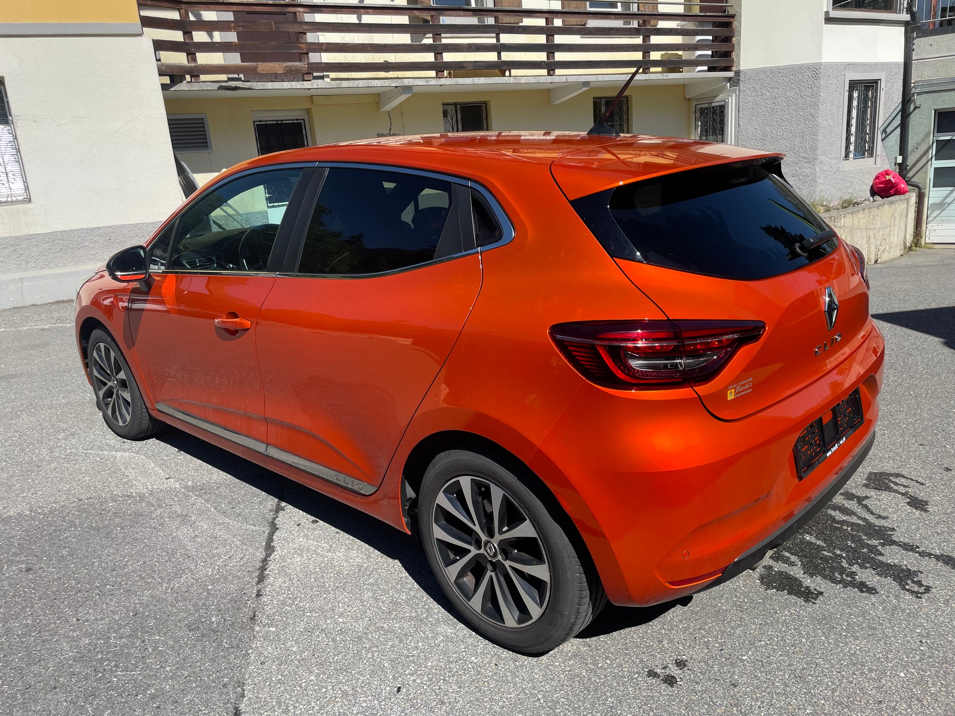 RENAULT Clio 1.3 Intens EDC-image-4