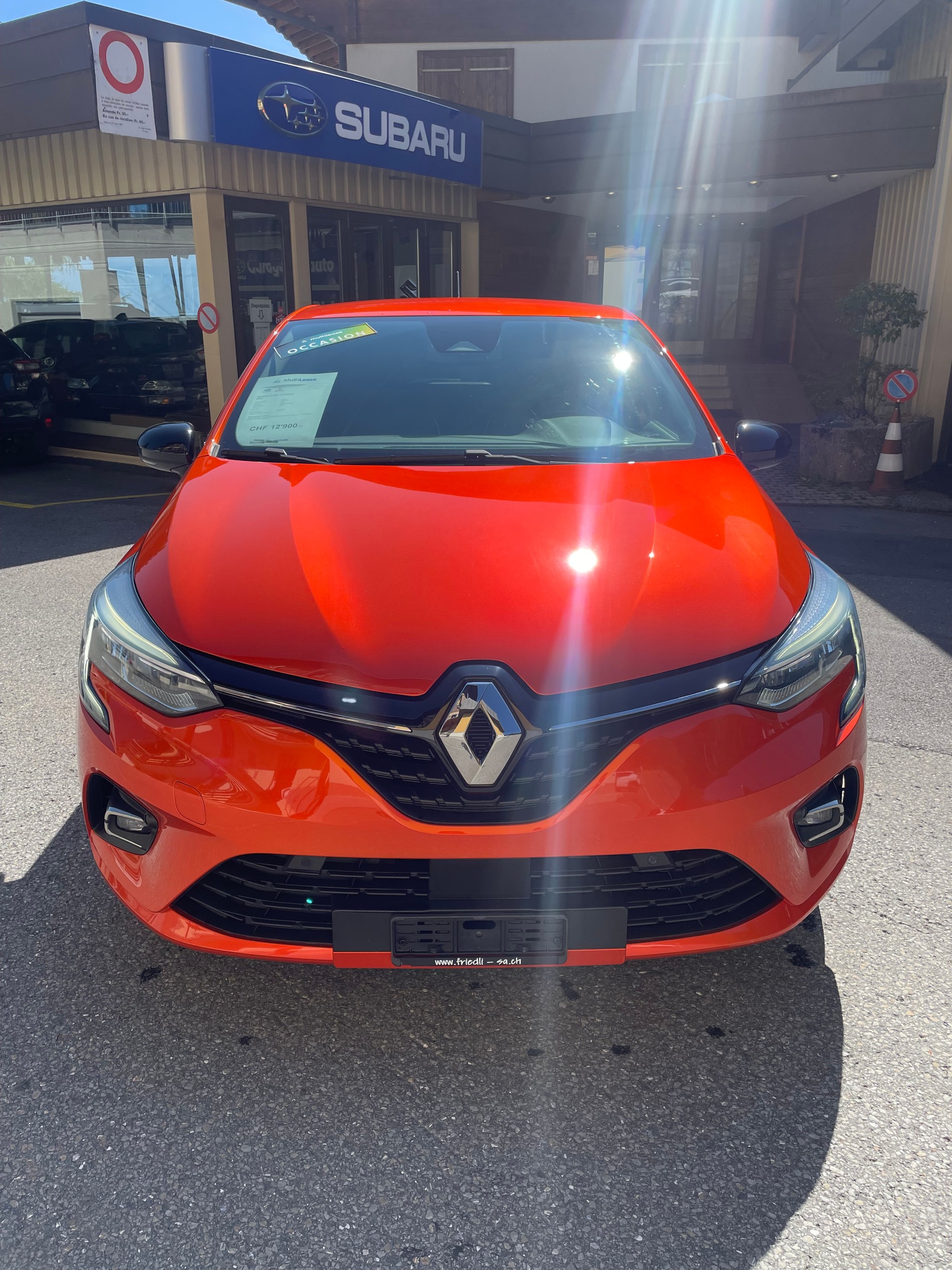 RENAULT Clio 1.3 Intens EDC-showroom-element-2