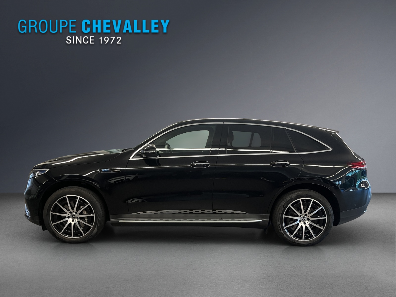 MERCEDES-BENZ EQC 400 4Matic-showroom-element-3