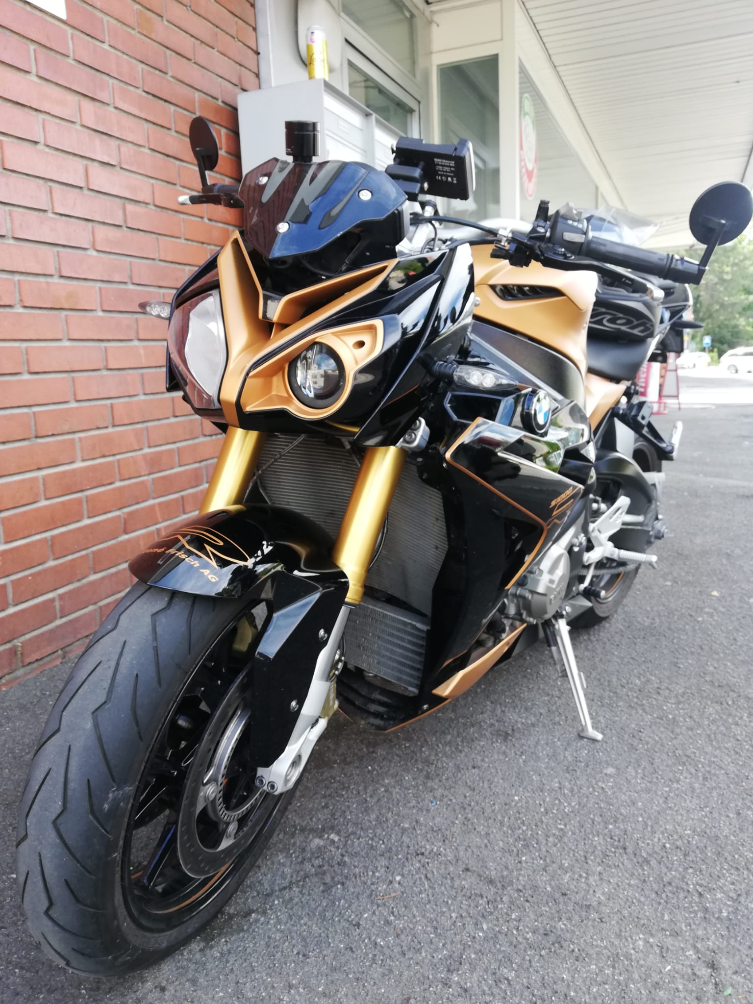 BMW S 1000 R ABS-image-1