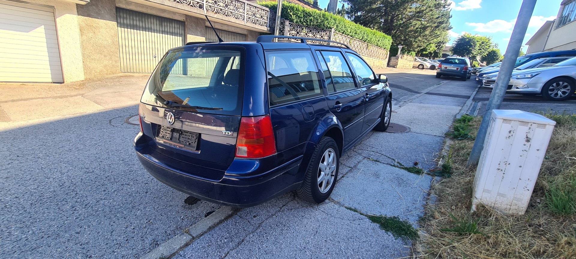 VW Golf Variant 1.9 TDI PD Pacific-image-5