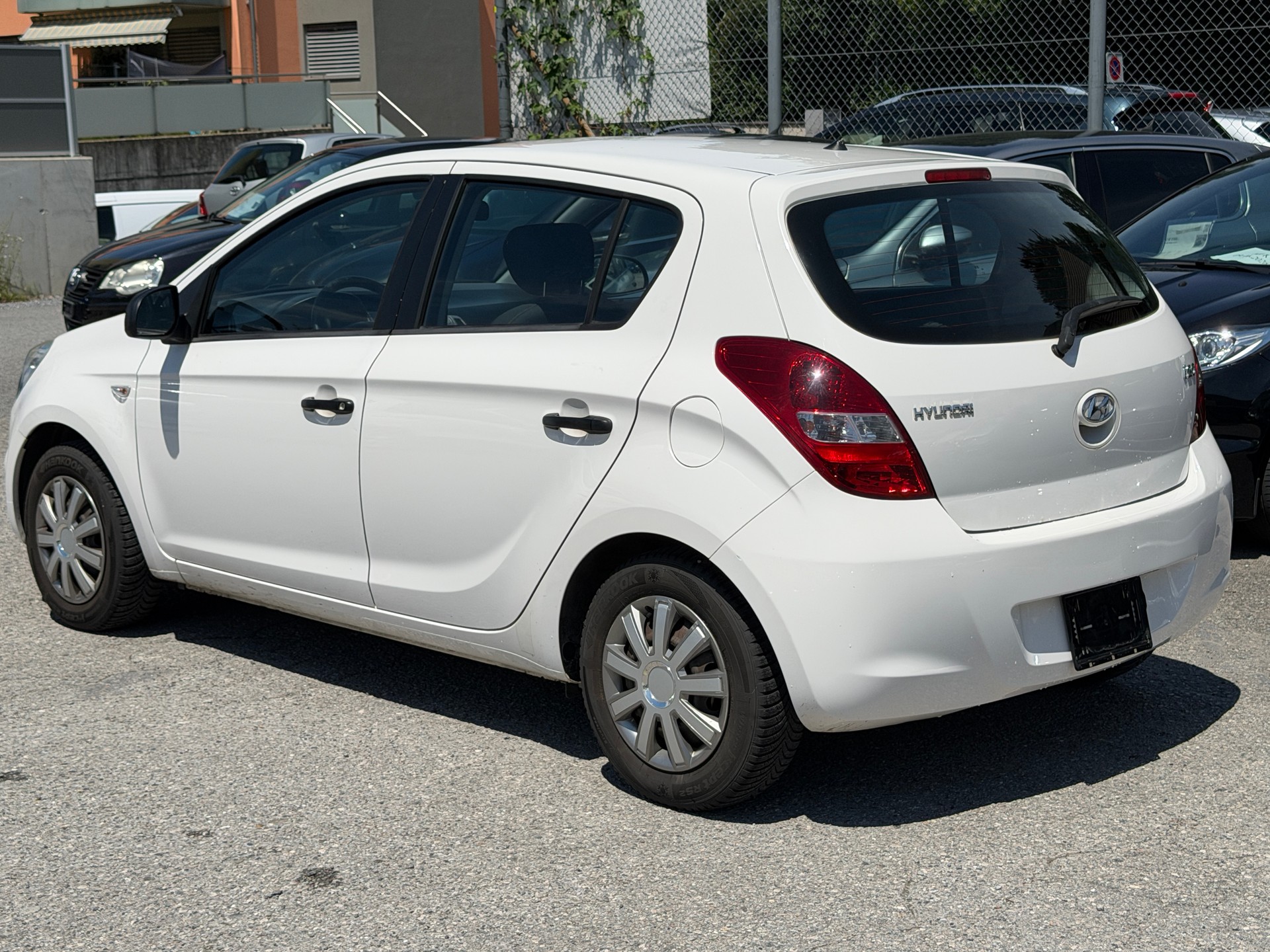 HYUNDAI i20 1.2 Comfort-image-14