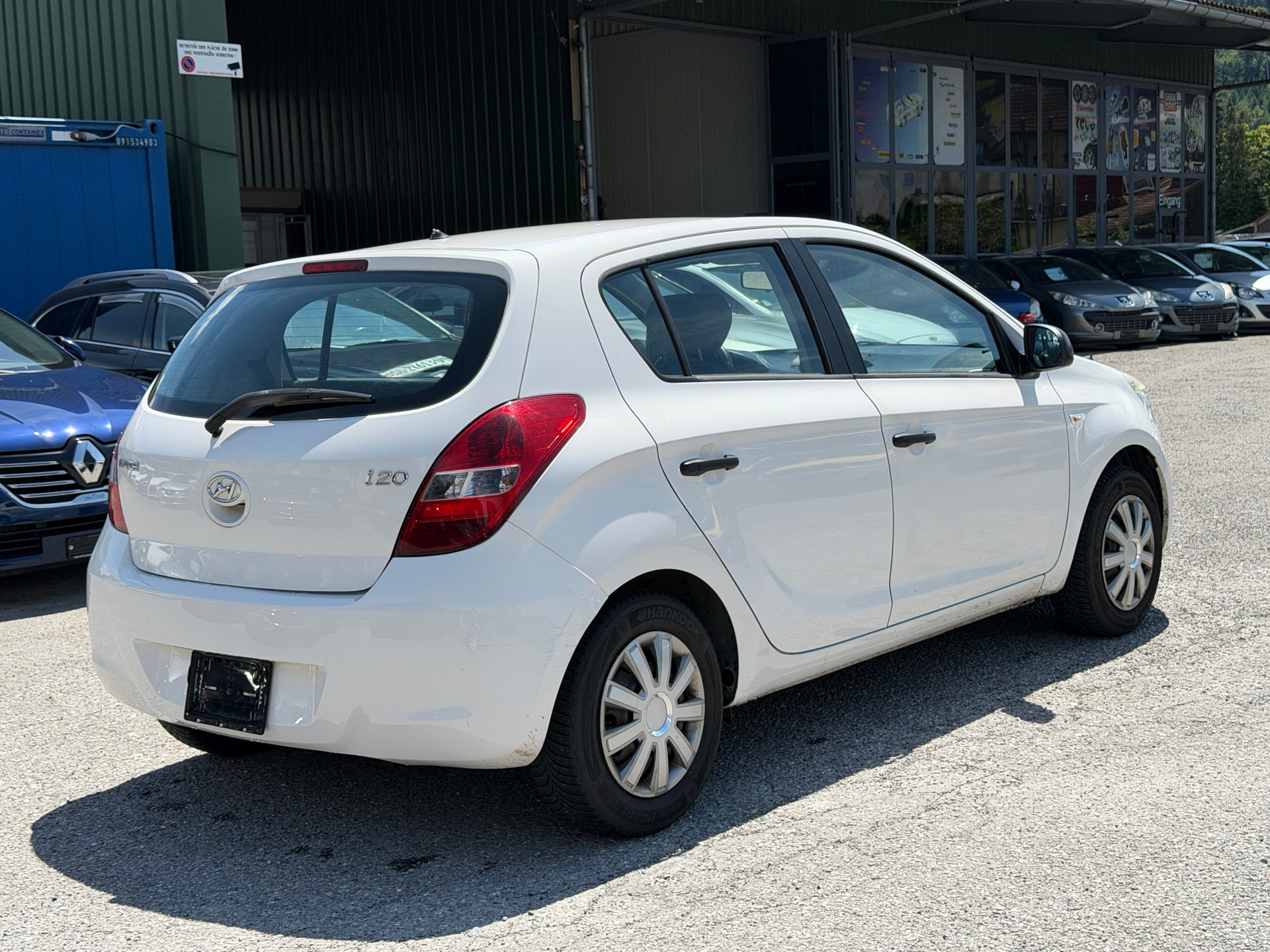 HYUNDAI i20 1.2 Comfort-image-12