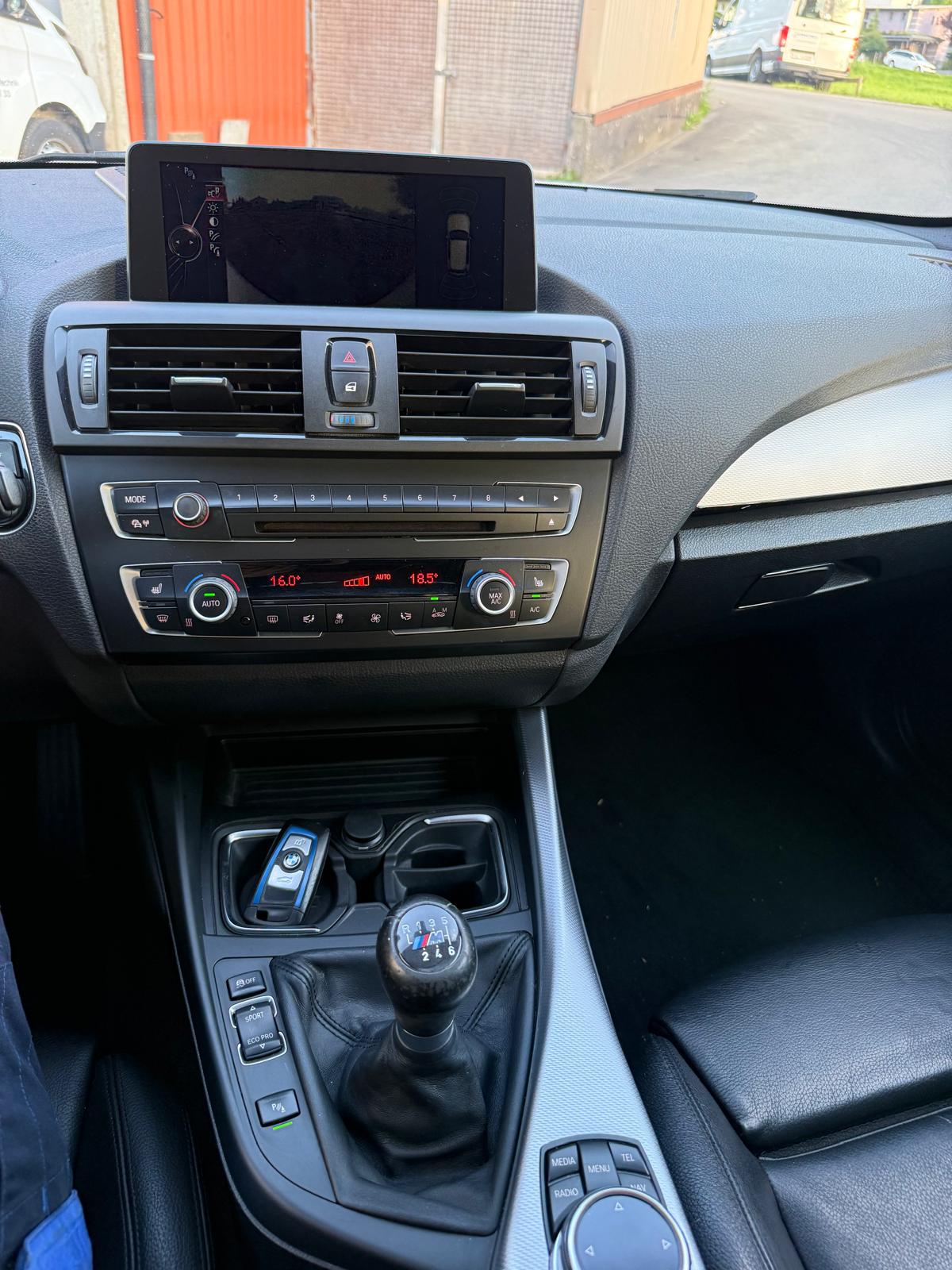 BMW 120d xDrive-image-8
