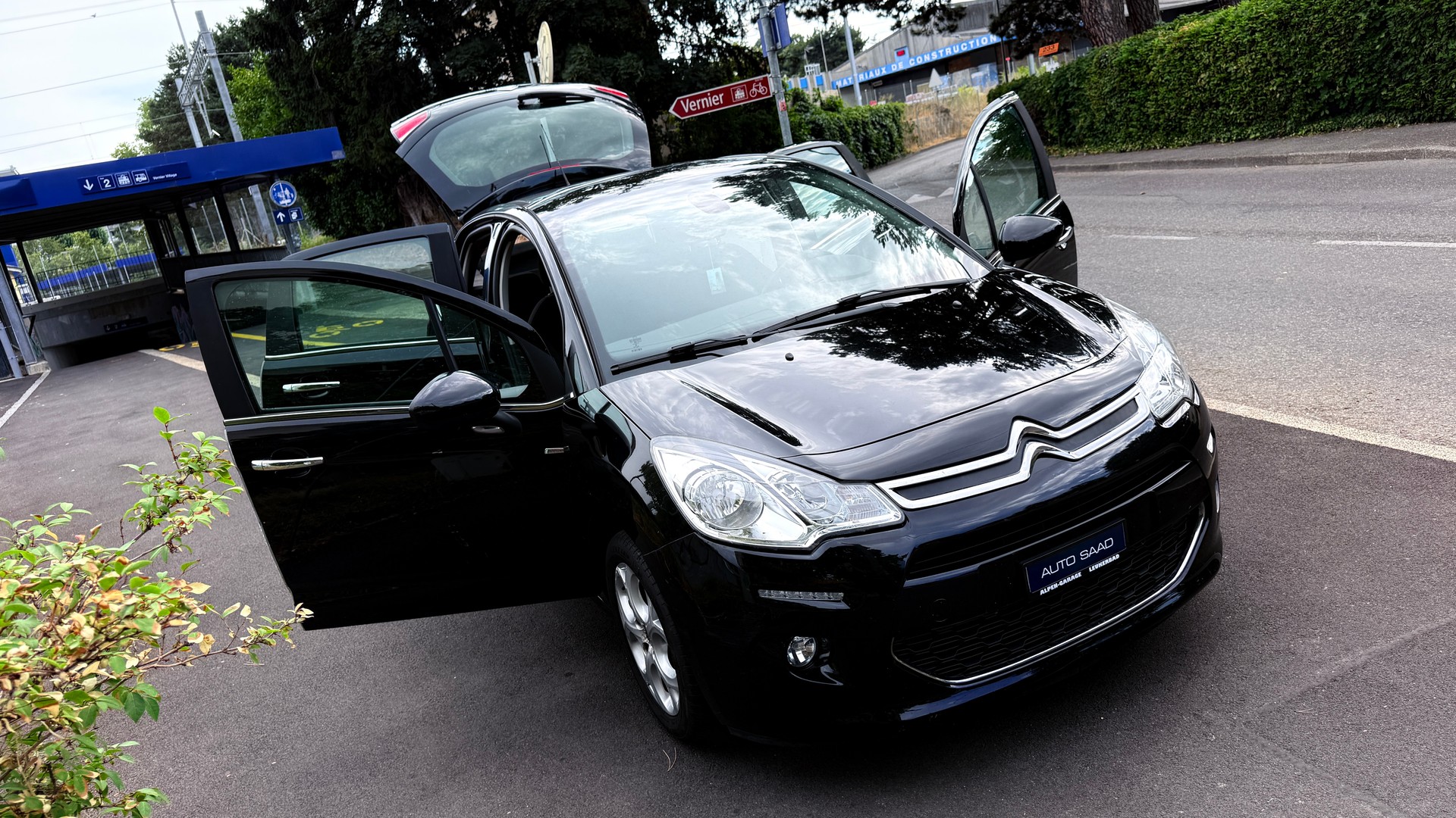 CITROEN C3 1.4i 16V Swiss Style EGS5-image-13