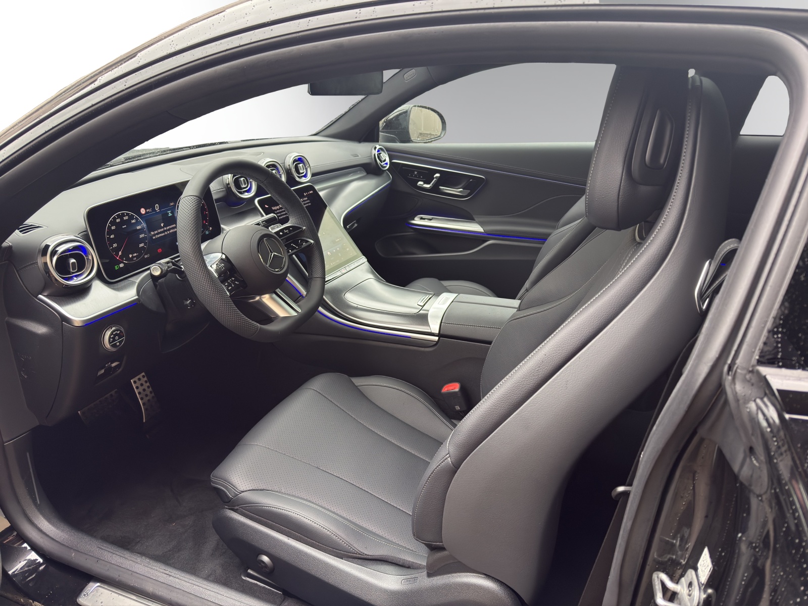 MERCEDES-BENZ CLE 200 Coupé 4Matic 9G-Tronic-image-8