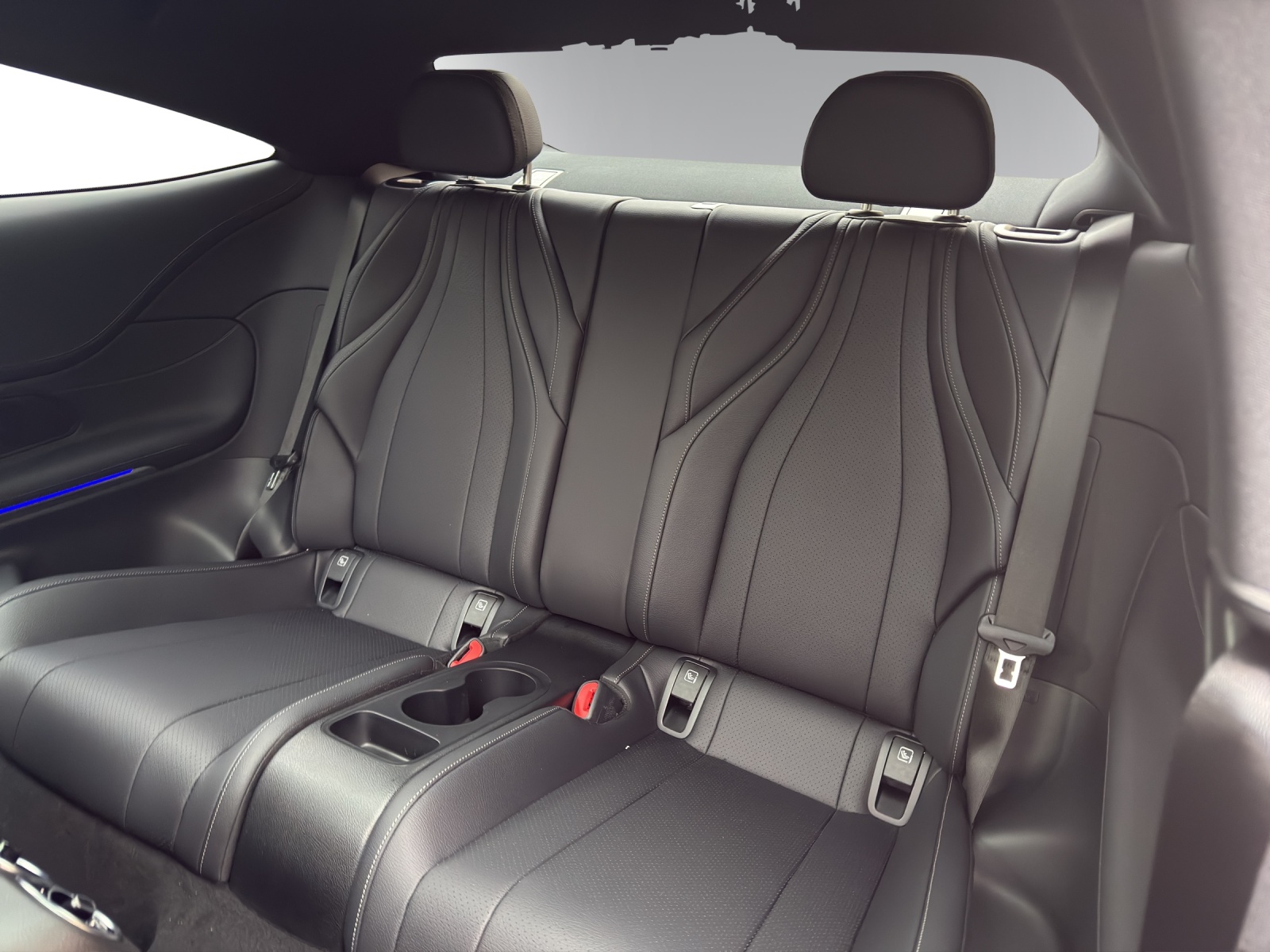 MERCEDES-BENZ CLE 200 Coupé 4Matic 9G-Tronic-image-10