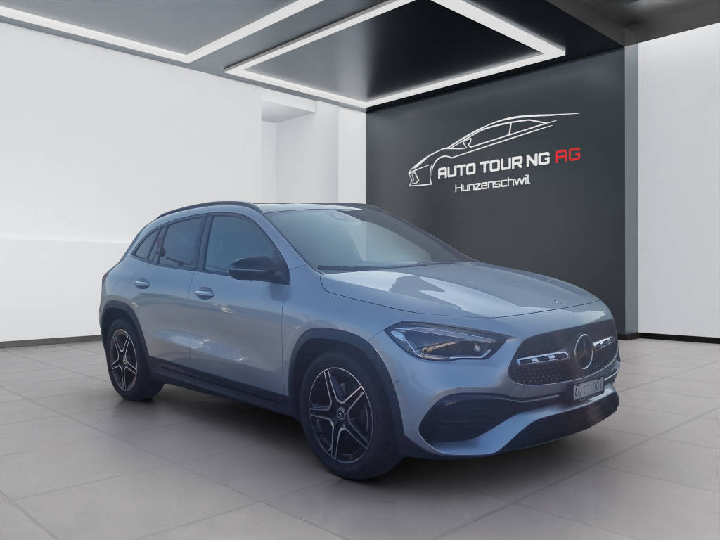 MERCEDES-BENZ GLA 200 AMG Line 4matic