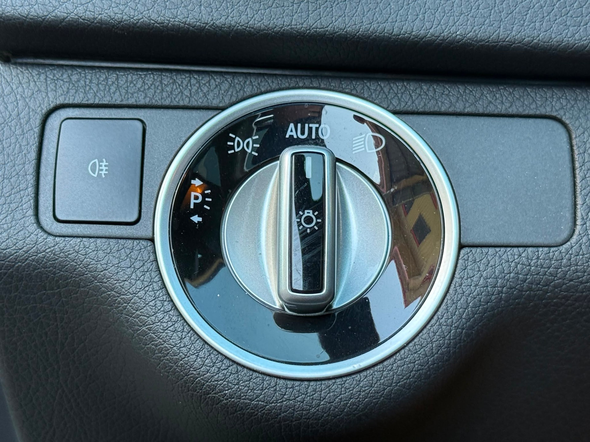 MERCEDES-BENZ C 350 V6 BlueEF Coupé-image-17