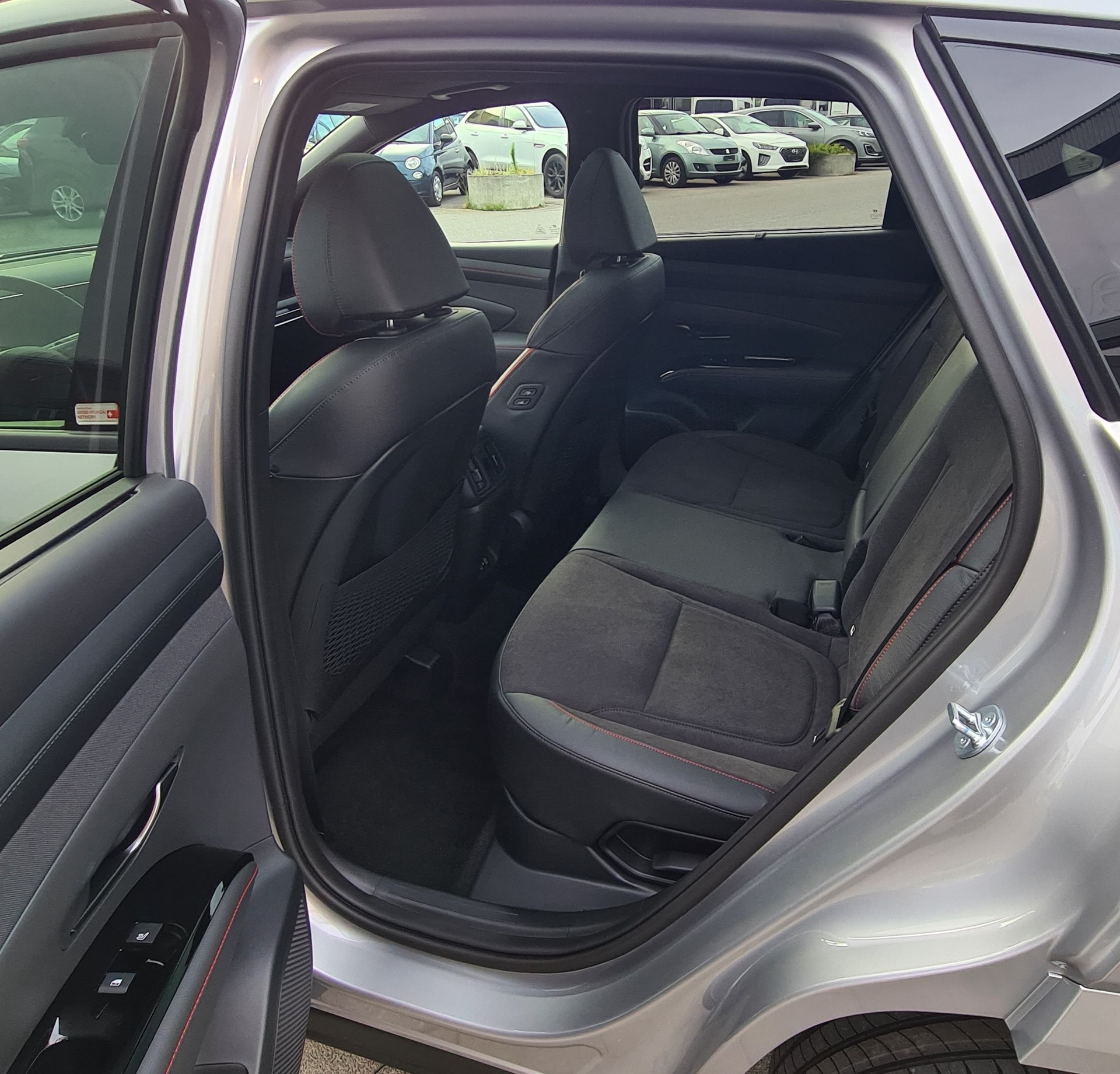 HYUNDAI Tucson 1.6 TGDI HEV N Line 4WD MY 27-image-11