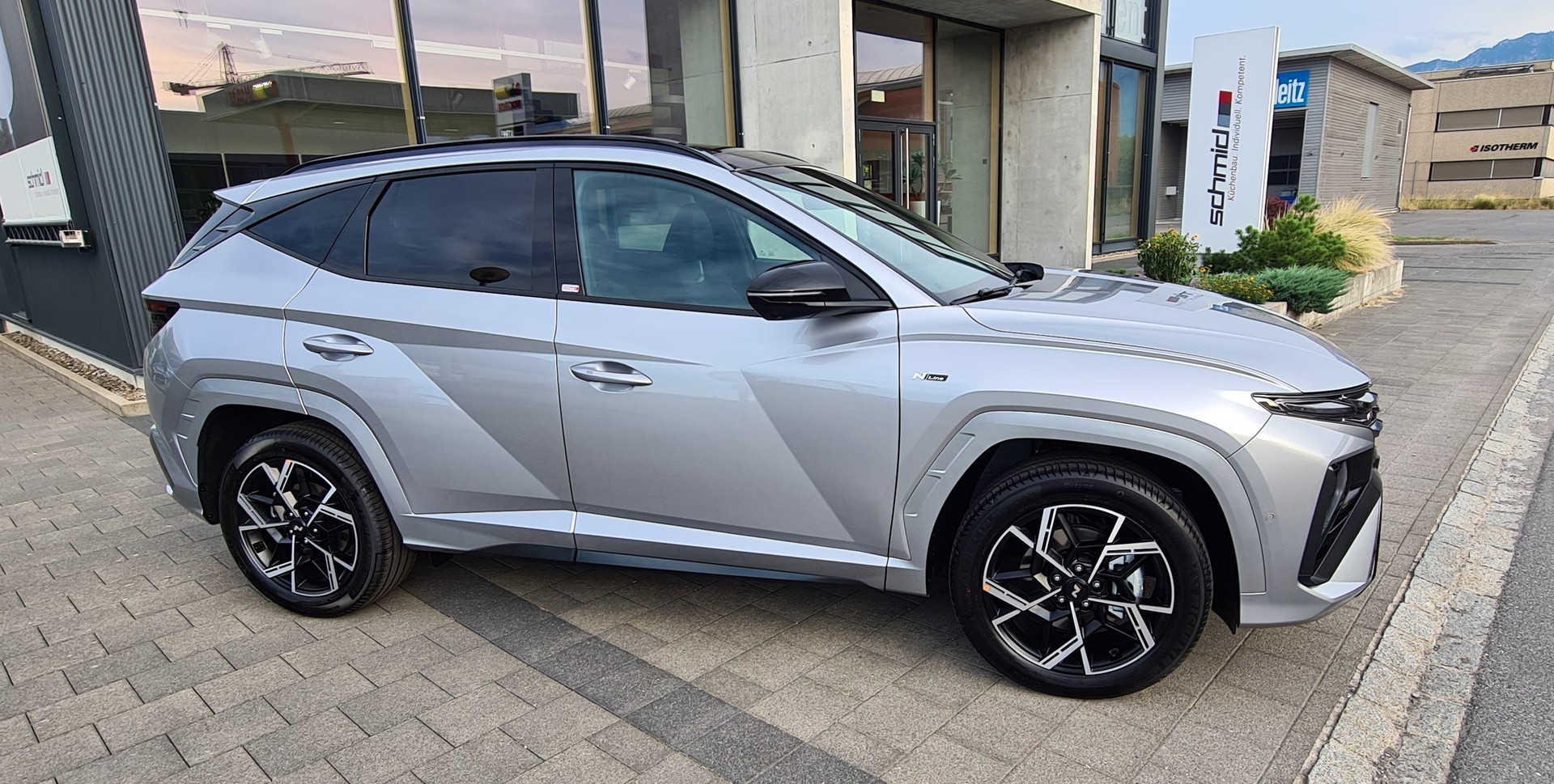 HYUNDAI Tucson 1.6 TGDI HEV N Line 4WD MY 27-showroom-element-2