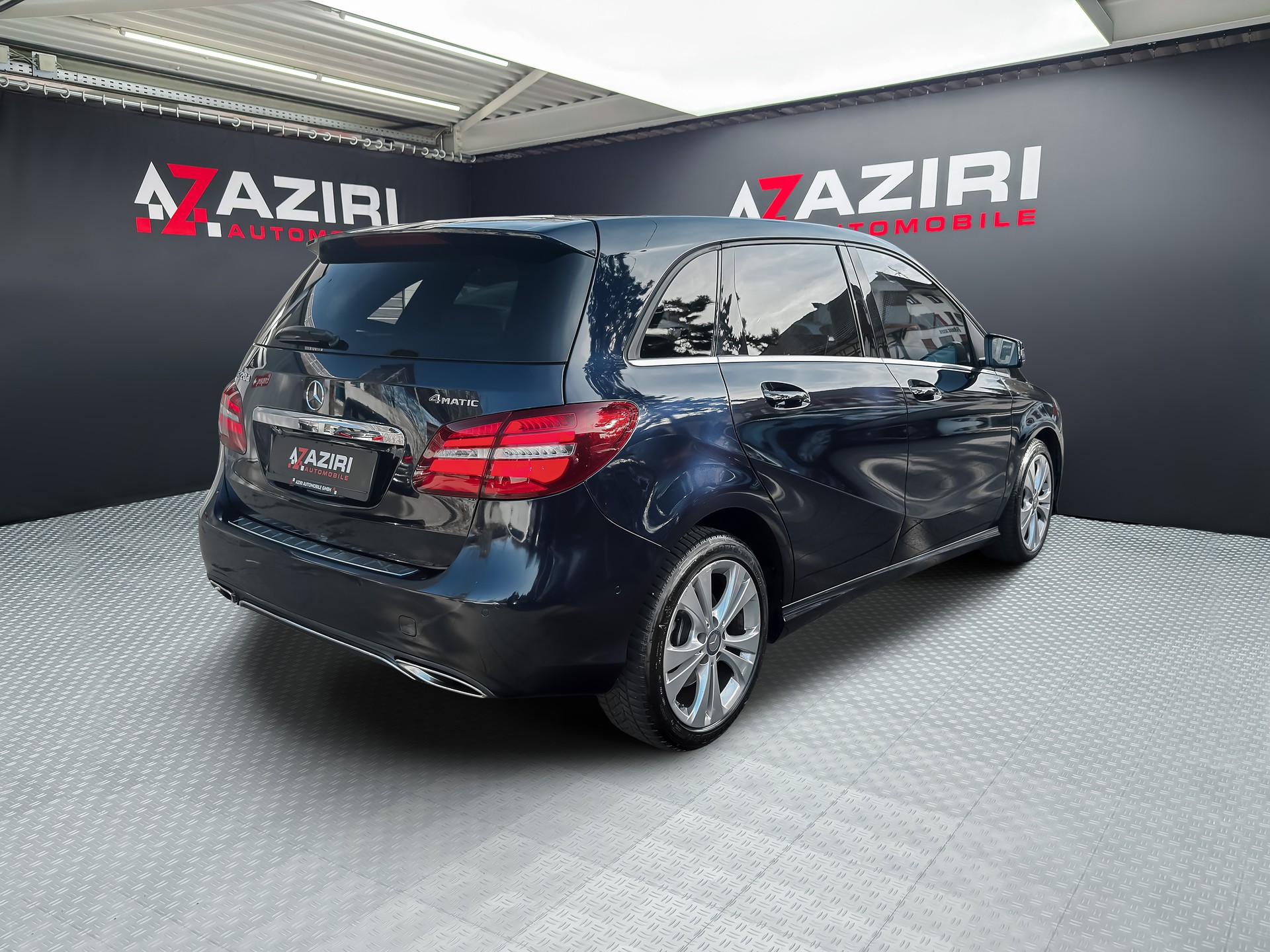 MERCEDES-BENZ B 220 CDI Style 4Matic 7G-DCT-showroom-element-3