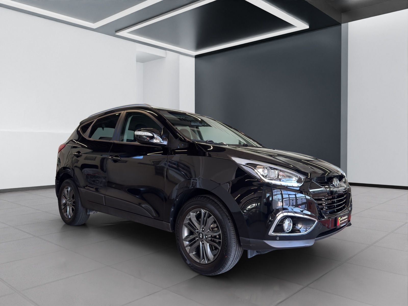 HYUNDAI iX 35 2.0 GDI Style 4WD Automatic-image-6